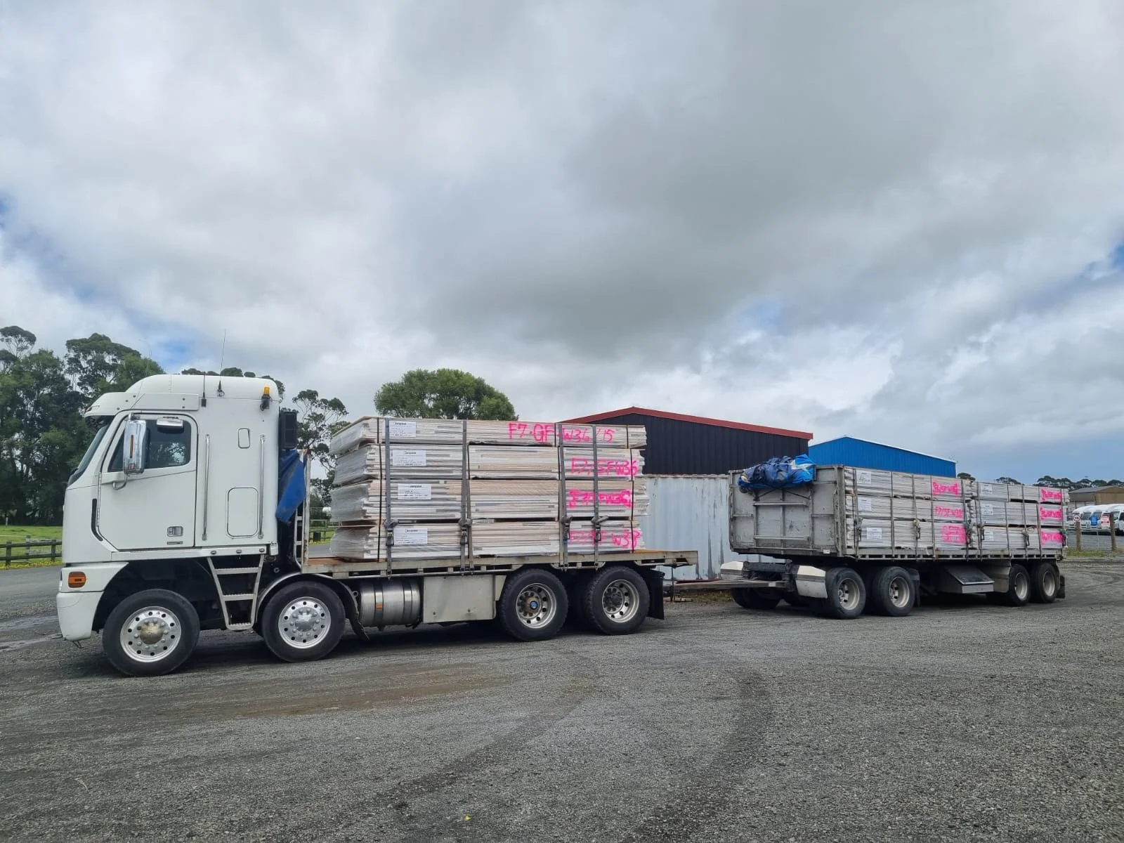 2_ flat deck + trailer image.jpg