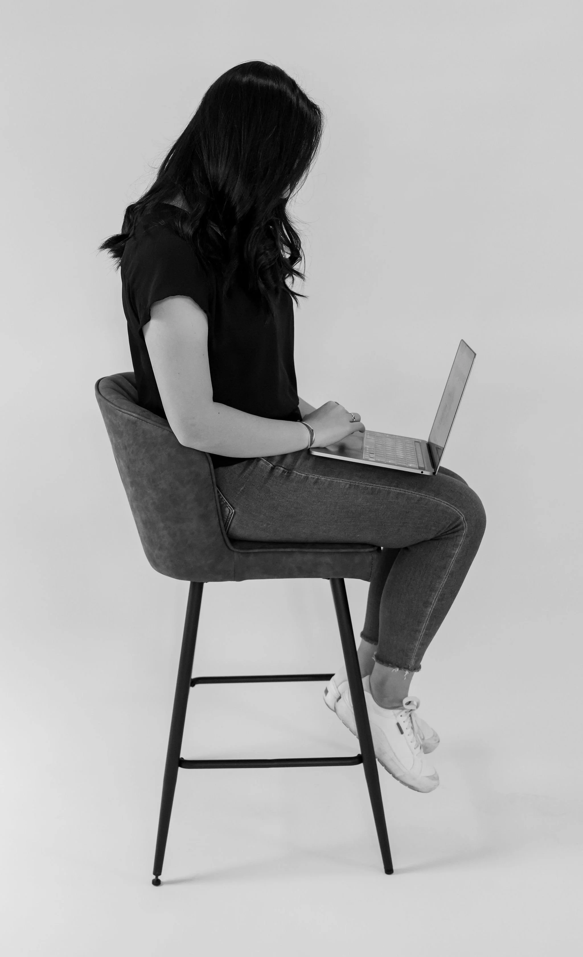 How to Choose Between a Template and a Fully Custom Website