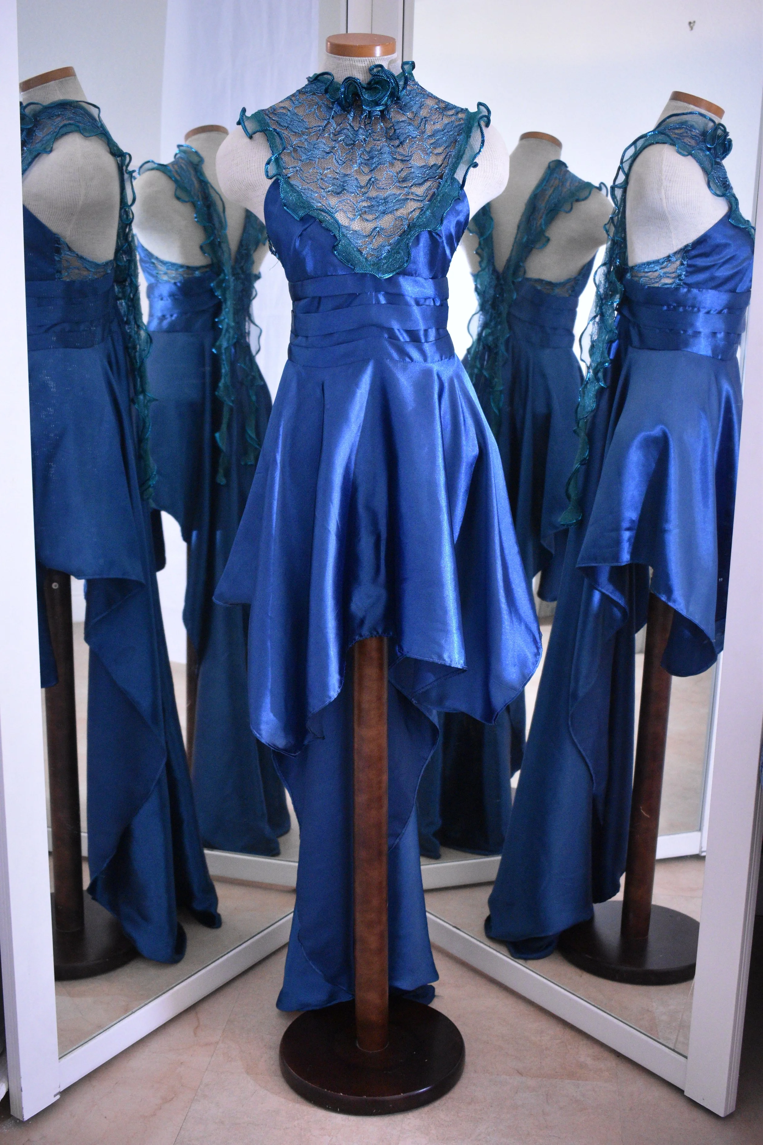 Waila Dress