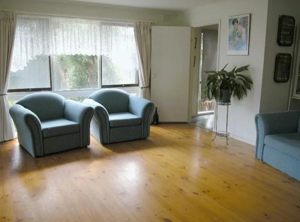 Living room - before