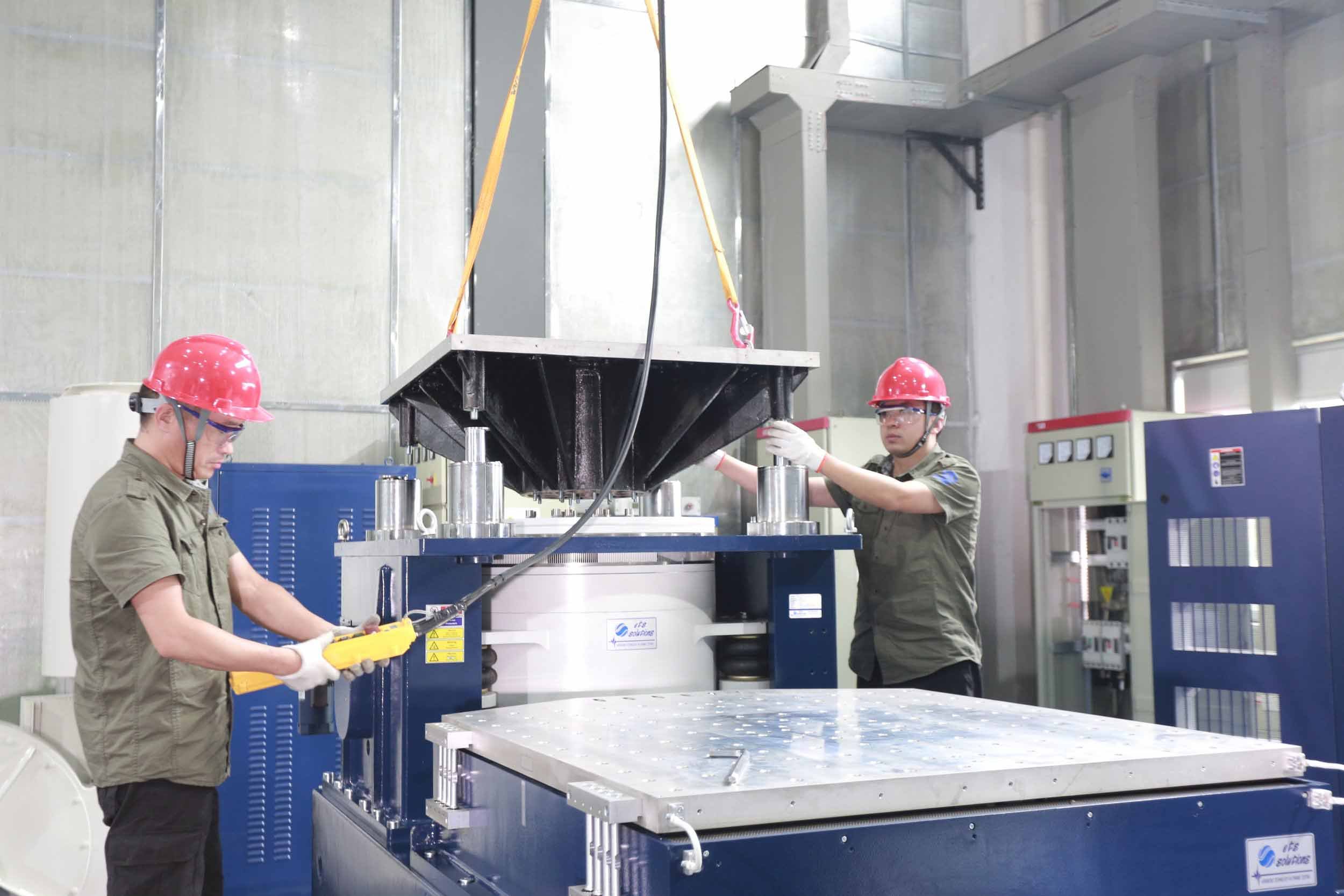 ETS Solutions: Experts in Vibration Testing Since 2002
