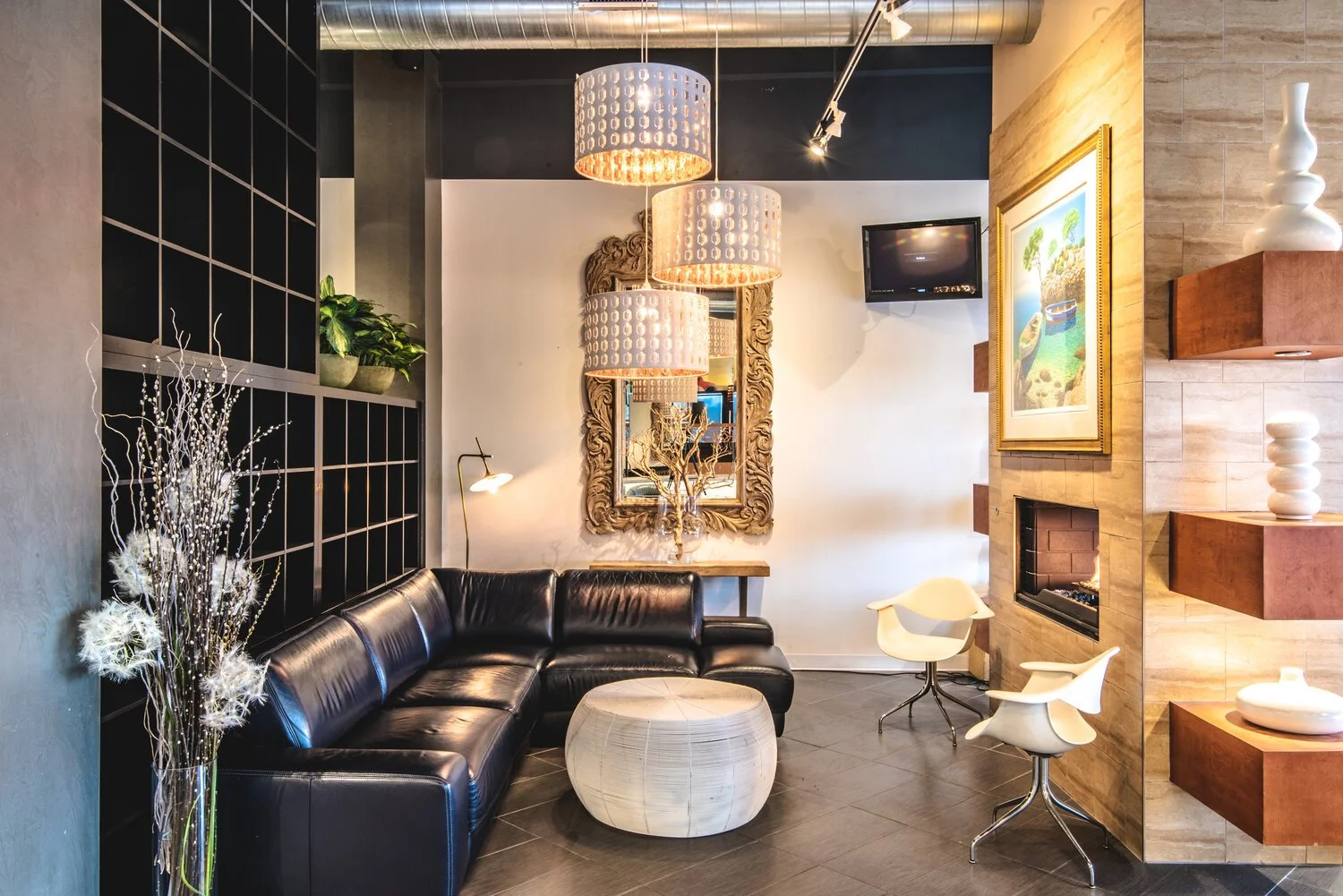 Real+Estate+and+Interior+Design-12.jpg