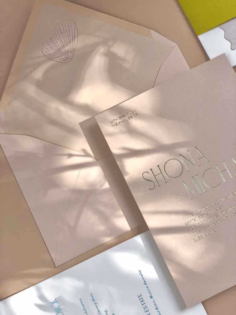 sample-pack_studiowedding_wedding-invitations_gold_hot-foil-stamping_palms_blush_neutral.png