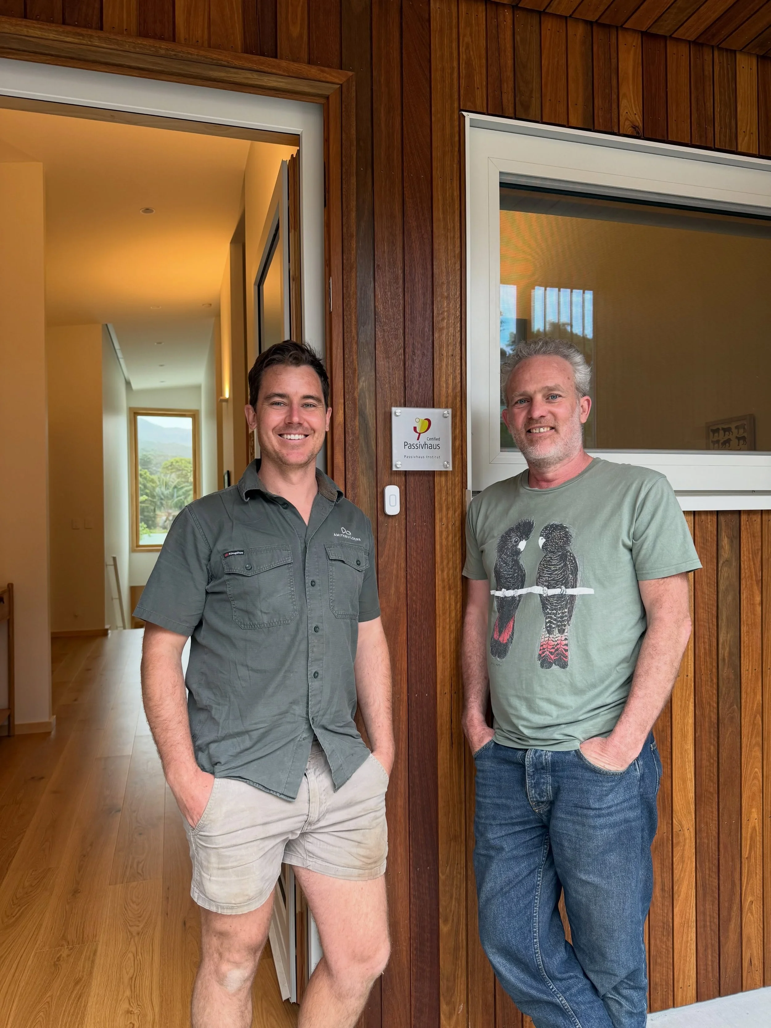Had the pleasure of joining Andy and Judd from @envirotecture_aus in the Passivhaus plaque handover for Oceana. 

While the plaque is purely symbolic, it serves as a reminder that this house was designed and built to prioritise health, comfort and lo
