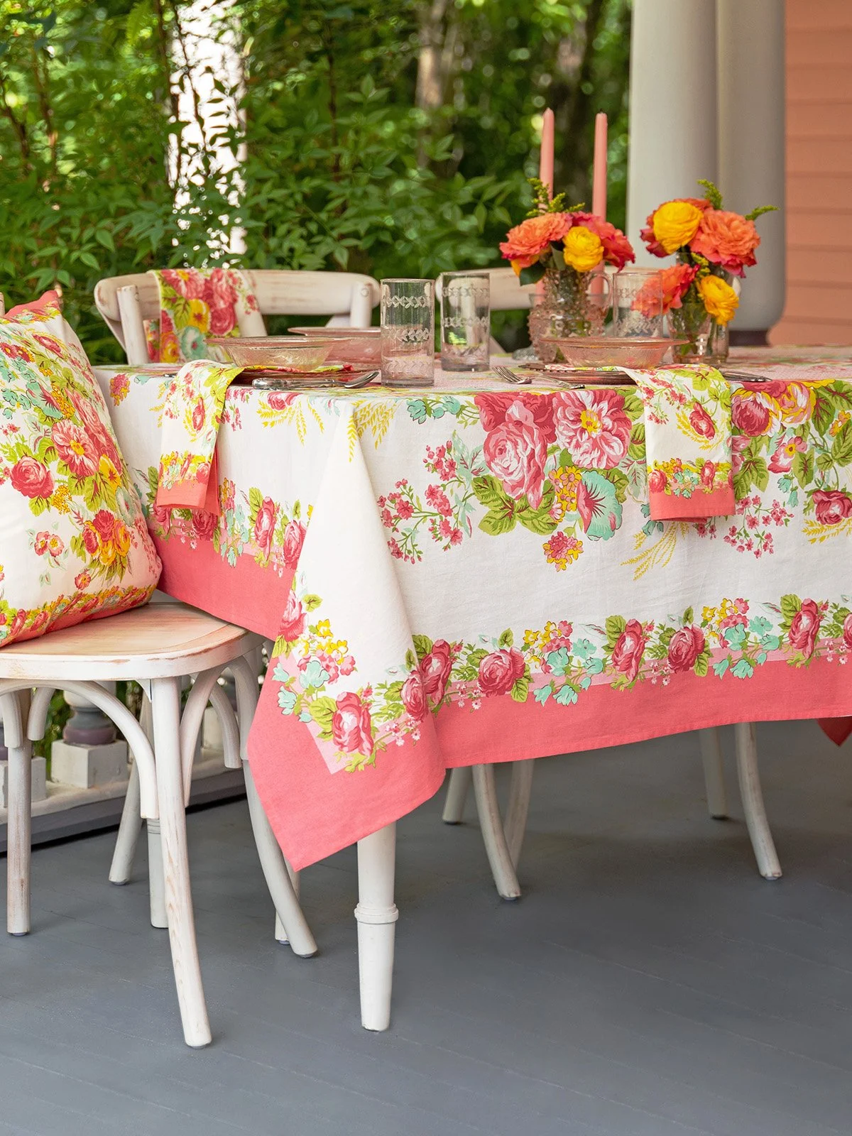 Penelope Floral Capri Table Linen