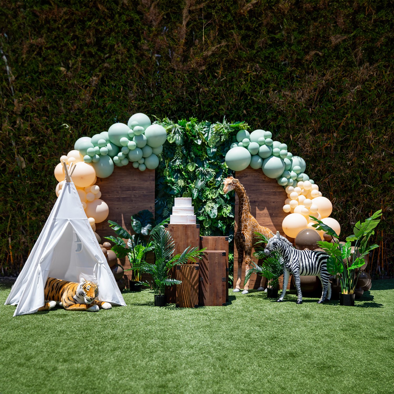 Safari Zoo Animal Kids Children Party Rentals in Los Angeles & Orange County| Fun, Affordable, and Themed Party Packages