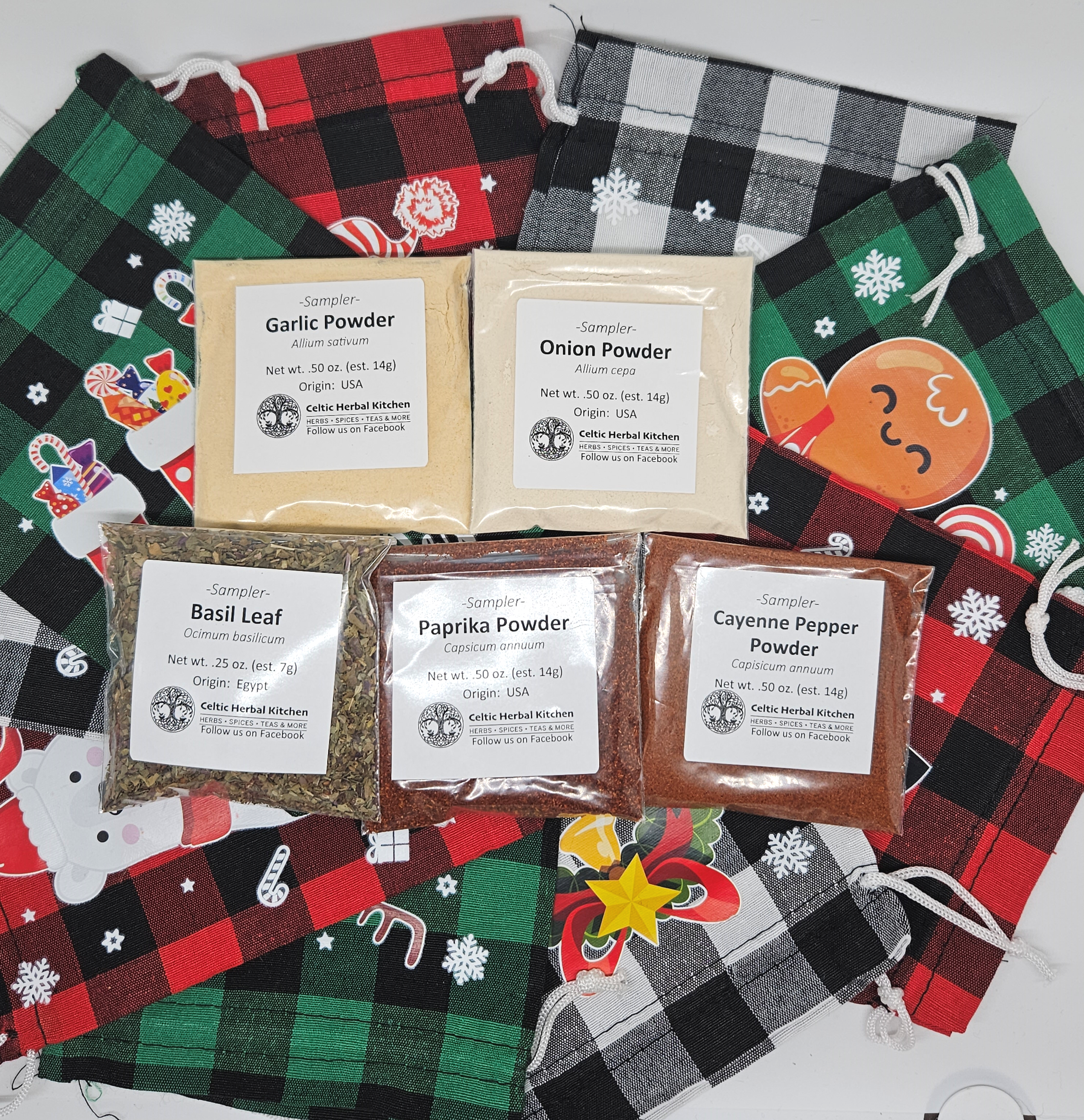 Americana Essentials Holiday Gift Set