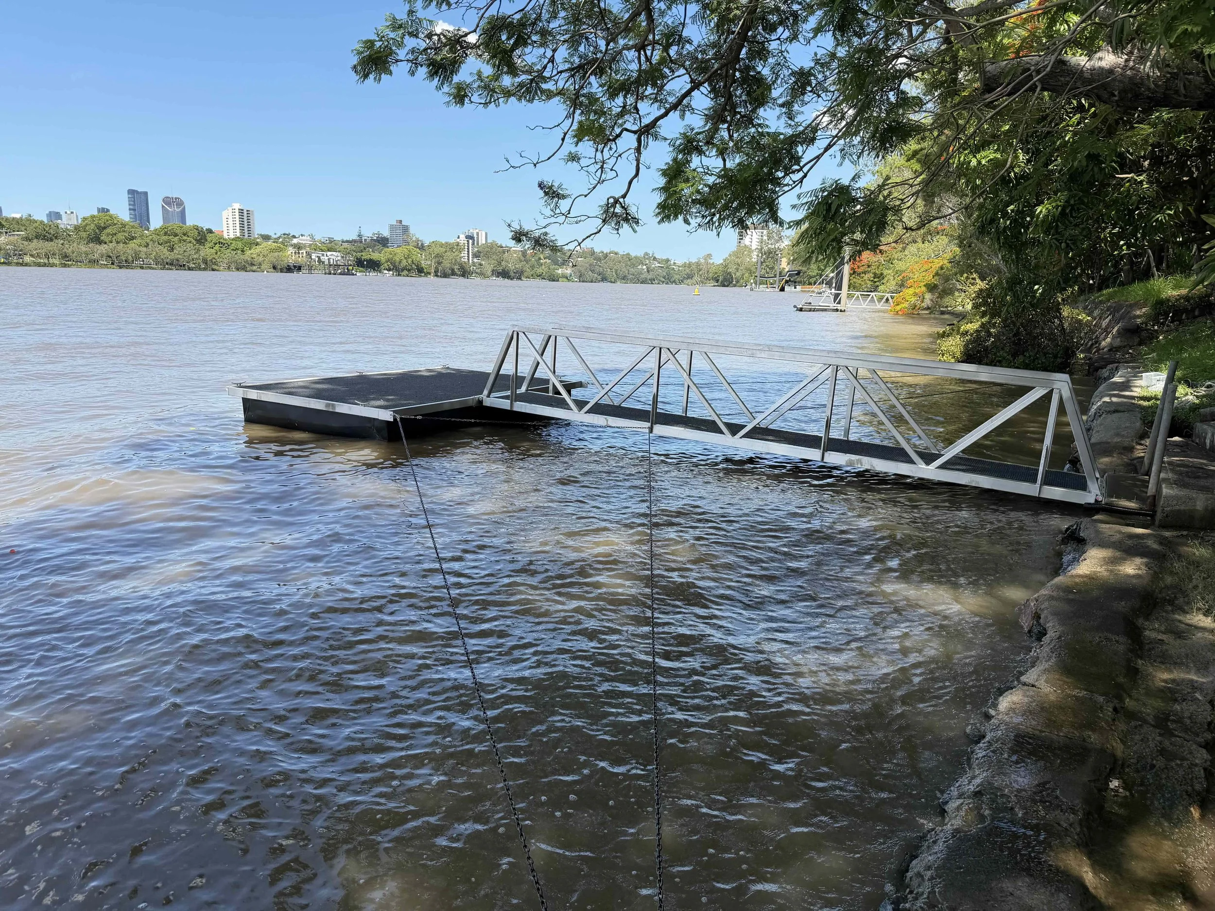 pontoon brisbane river.jpg
