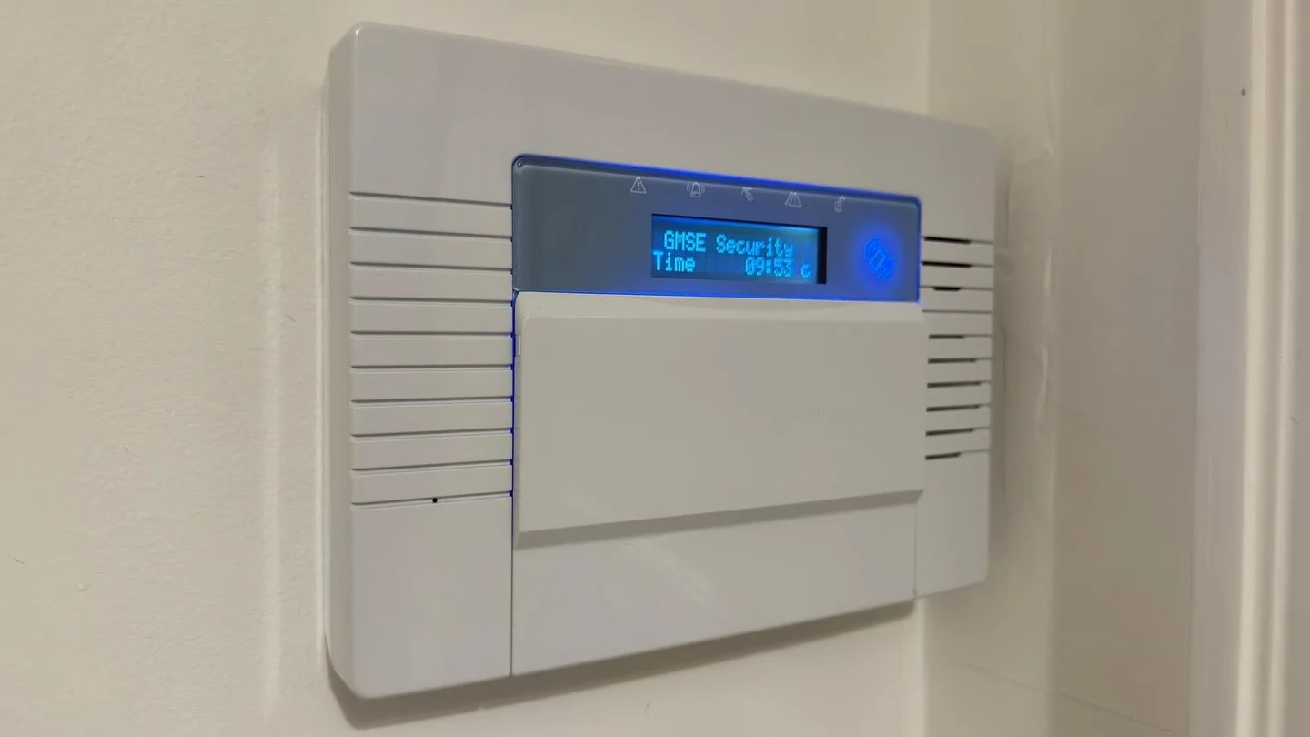 Wireless Intruder Alarm Install 

Contact our team for your sales &amp; service:

☎️ 01580 467070
📧 info@gmse.co.uk 
💻 www.gmsefireandsecurity.co.uk