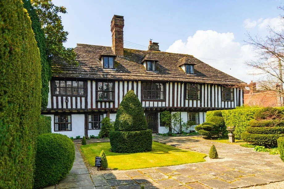 Listed Buildings & Heritage Properties