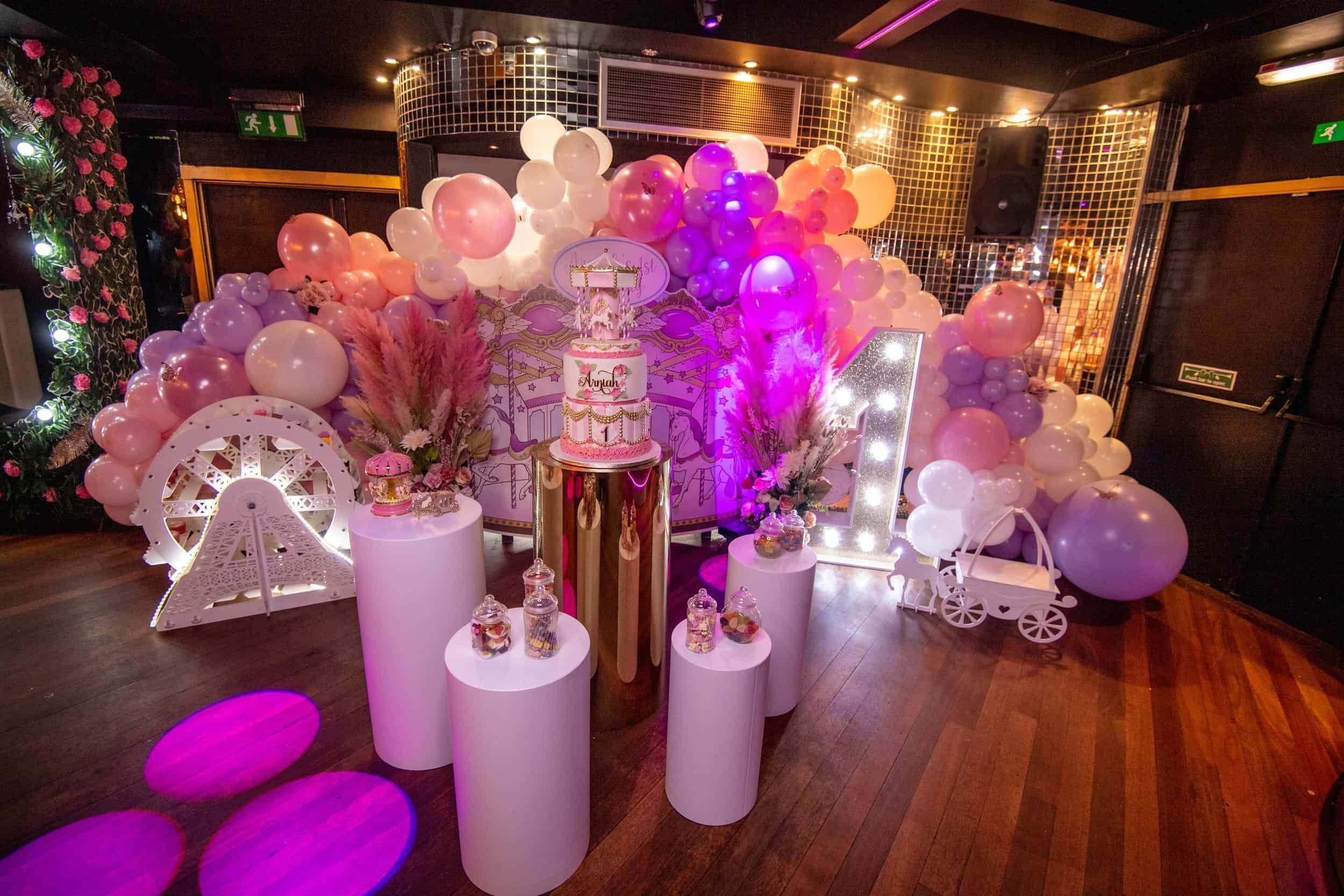 Merry go round birthday party