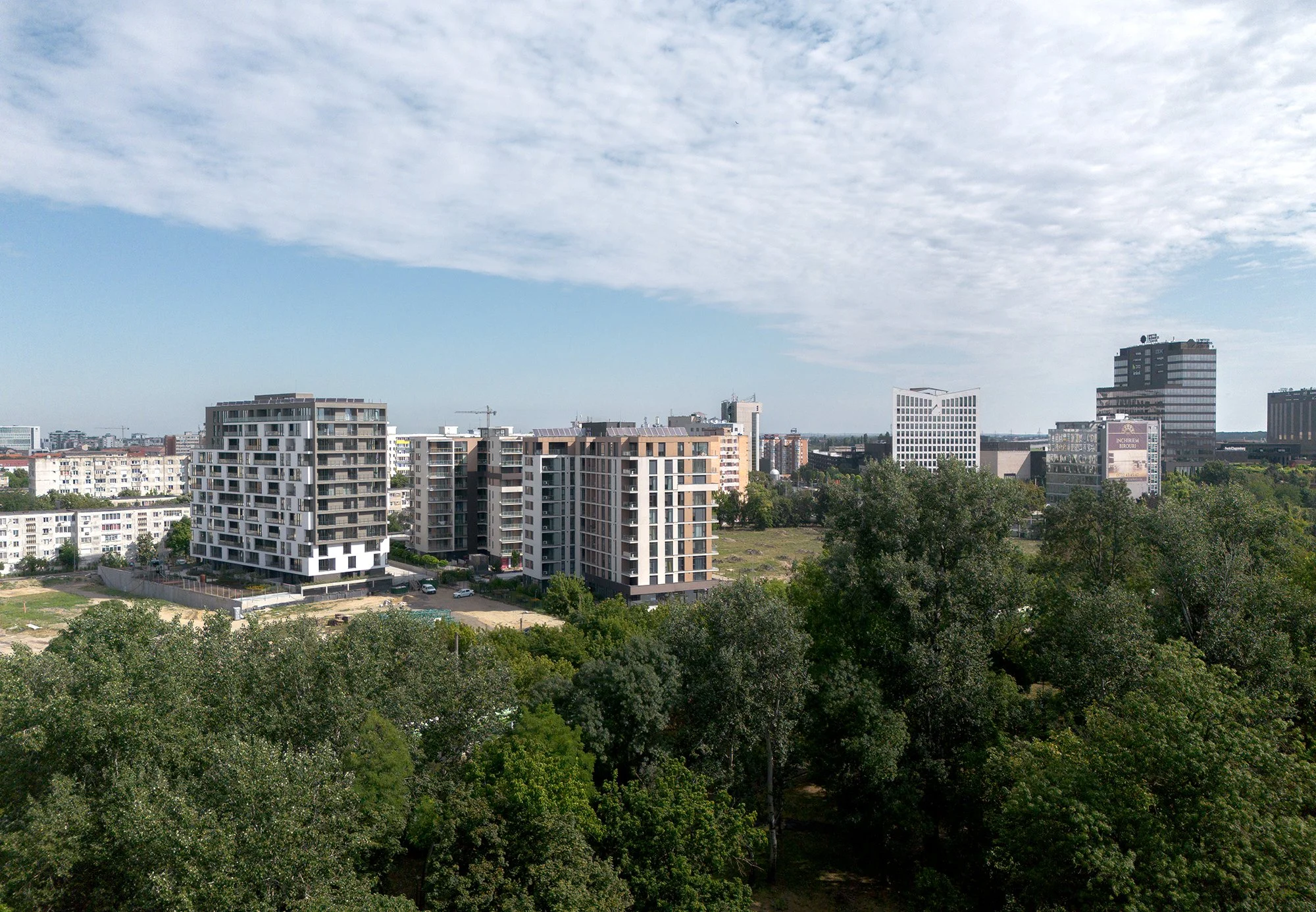 Dronă Alenia (2)_small.jpg