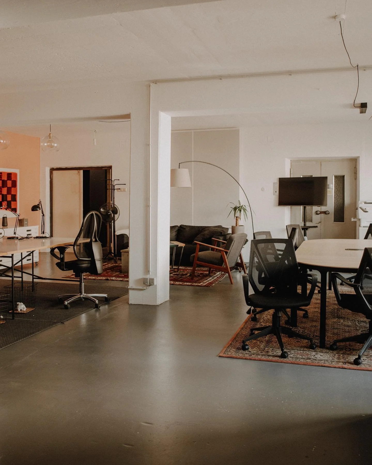 Hello @schoene_bureau 
co working &amp; conference @schoene_felder finally open
📷 by the lovely and talented @sandsack.fotografie ❤️