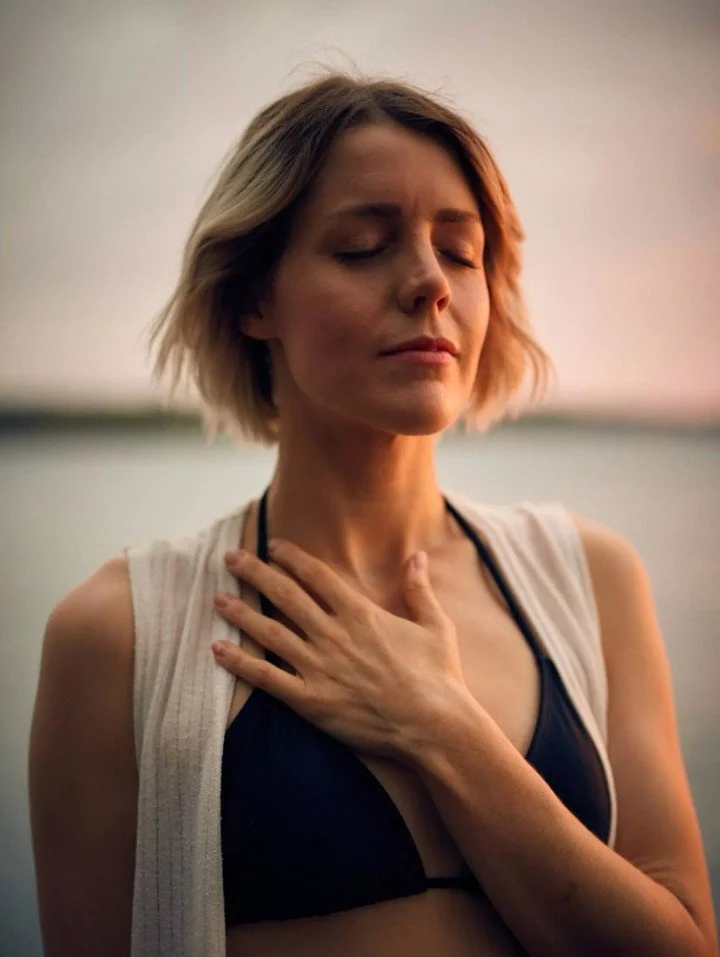 Training Vrouwelijk Bewustzijn

&ldquo;Sta even stil bij wie je &eacute;cht bent &ndash; en ontdek hoe jouw bewuste keuzes je leven kunnen verdiepen.&rdquo; ✨
Voel je dat je vastzit in patronen&hellip; dat werk, verwachtingen of alle ballen in de luc
