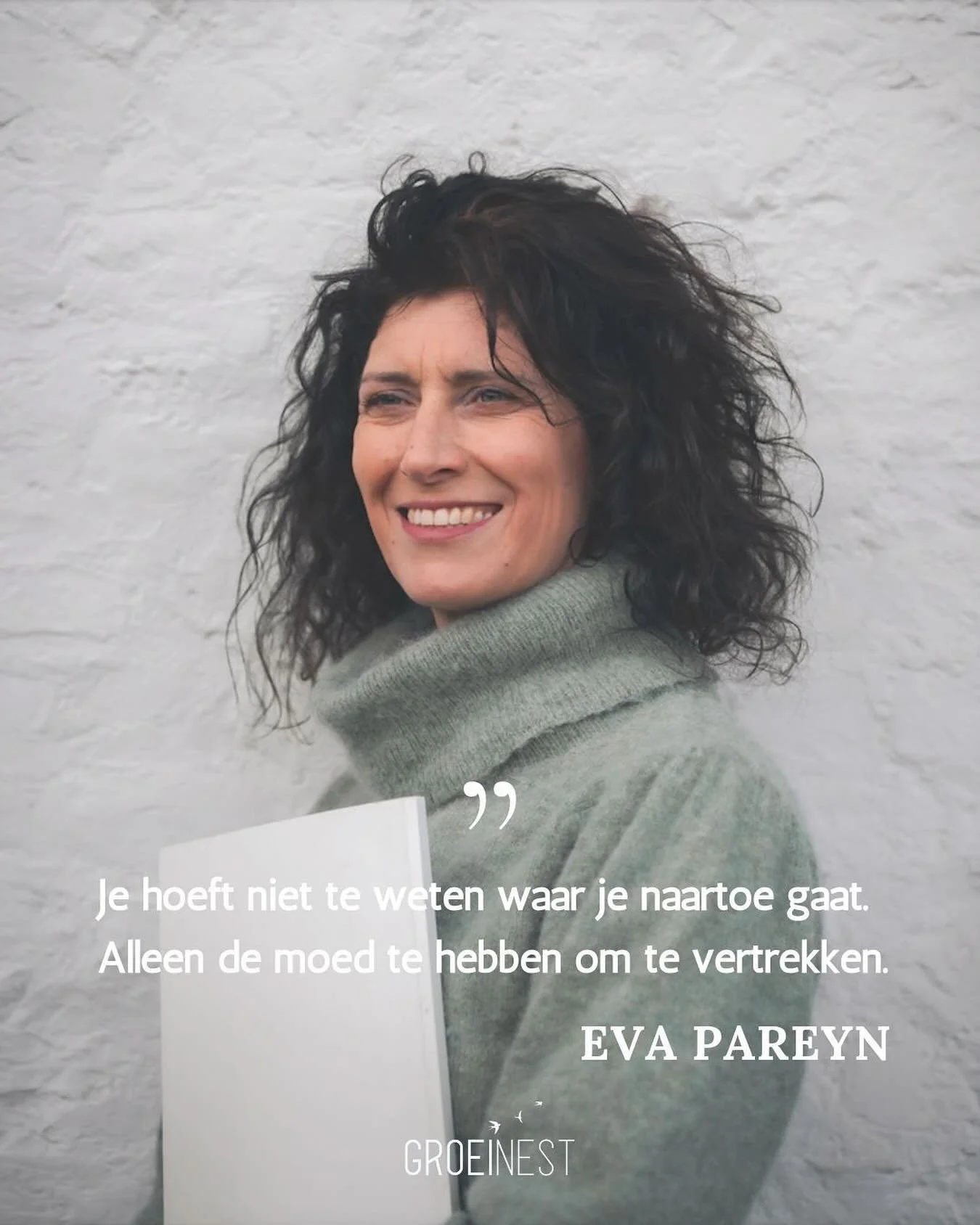 Eva begeleidt mensen die even de weg kwijt zijn &mdash; in hun werk, relaties of innerlijke kompas.
Ze helpt je opnieuw voelen wat klopt, stap per stap, met mildheid en helderheid.

Bij Groeinest cre&euml;ert ze ruimte om te landen, te reflecteren en