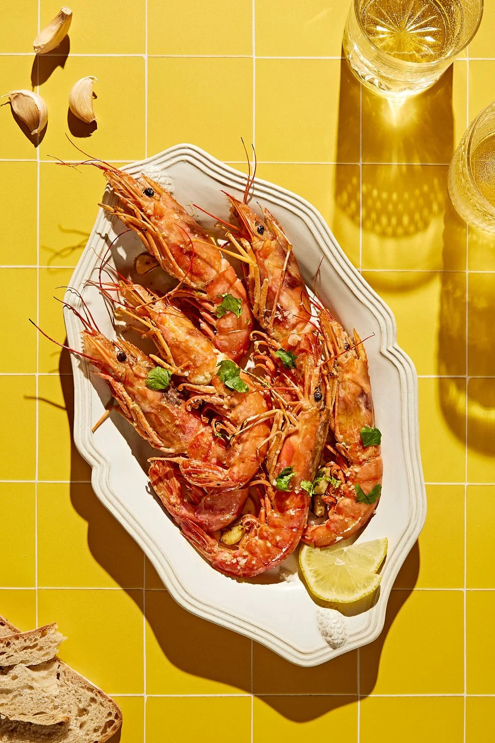 Lost in Fuseta Cookbook_4575_Camarão frito ao alho.jpg
