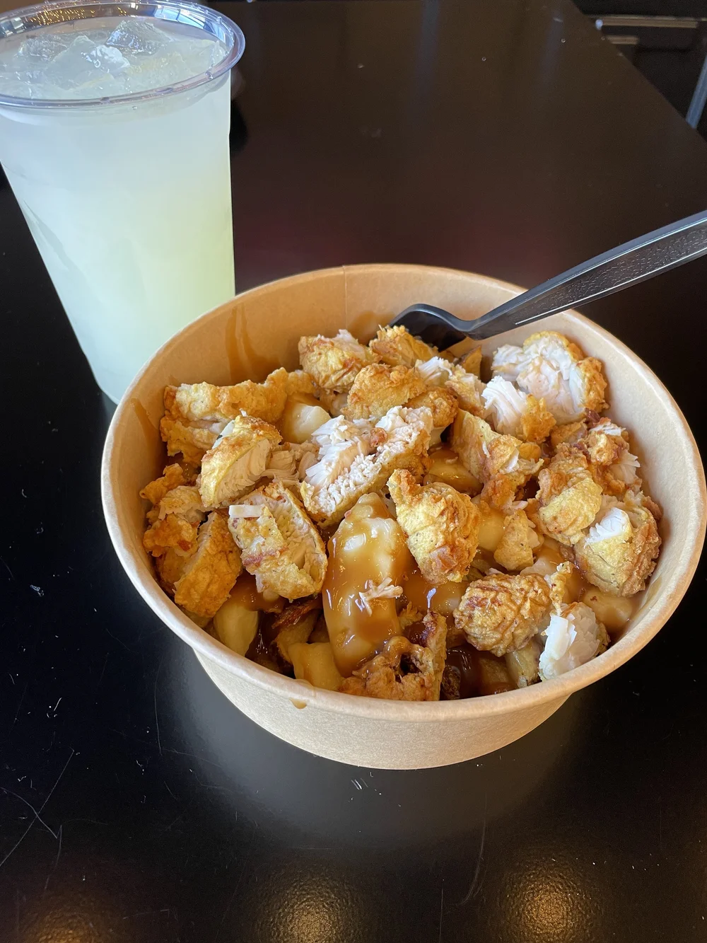 PotatoPit_PoutineChicken_MILunchGuy.JPG