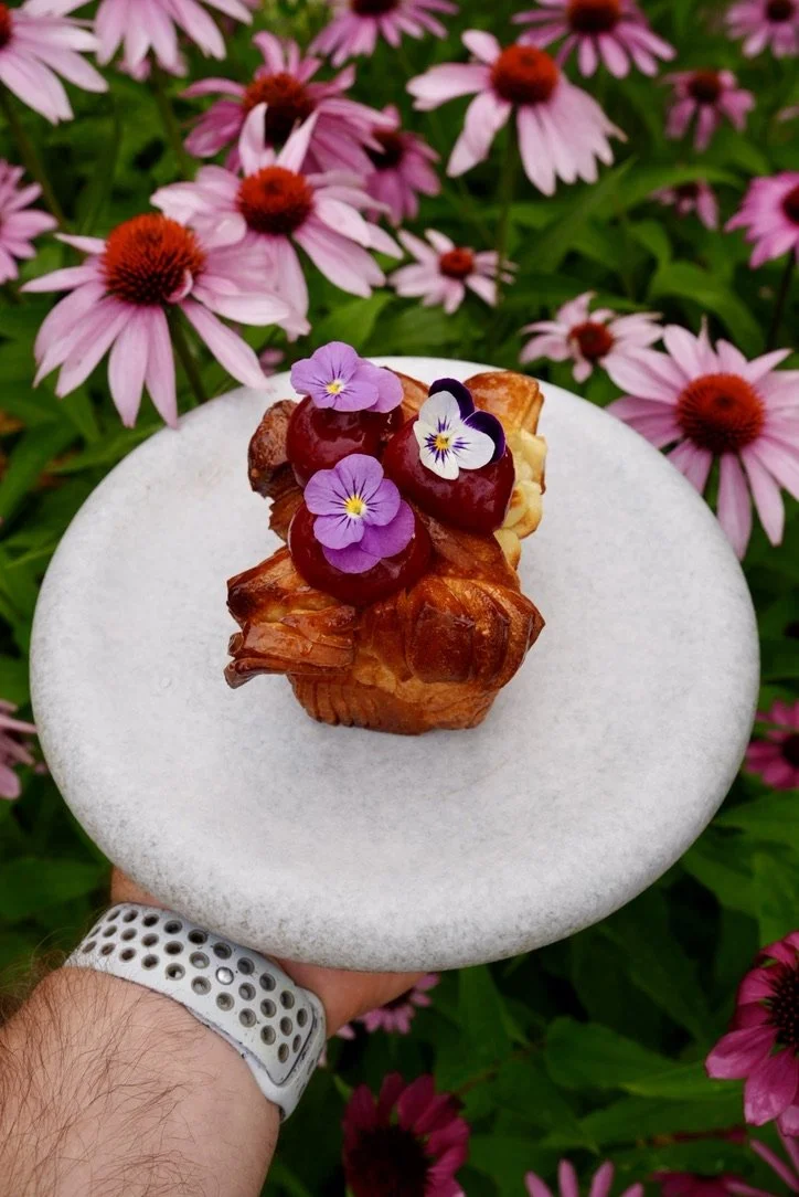 Kouign Amann de saison framboise et géranium