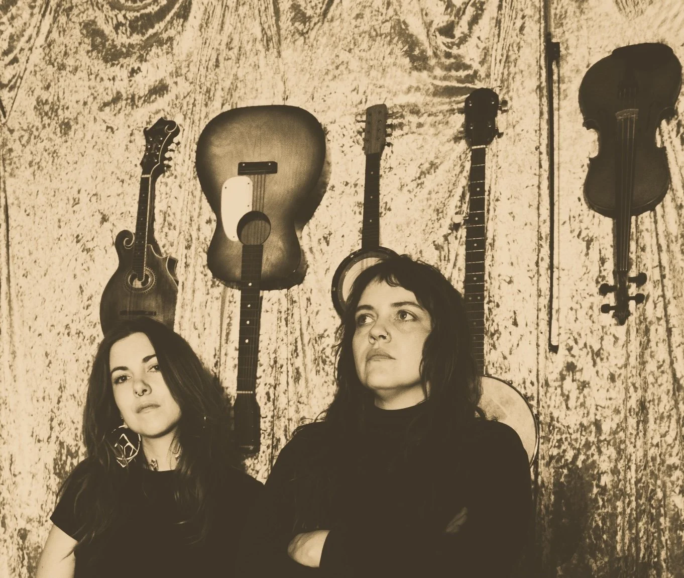 Mama's Broke: Analogue Tour