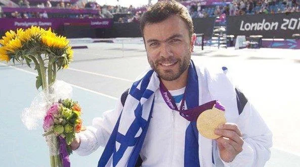 Hero overcame near-death injuries to win Paralympic gold