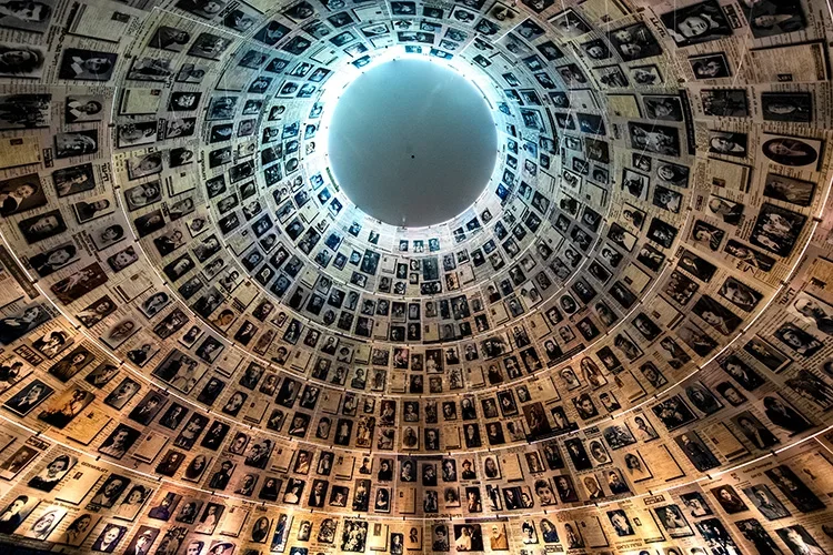 Yad Vashem.webp