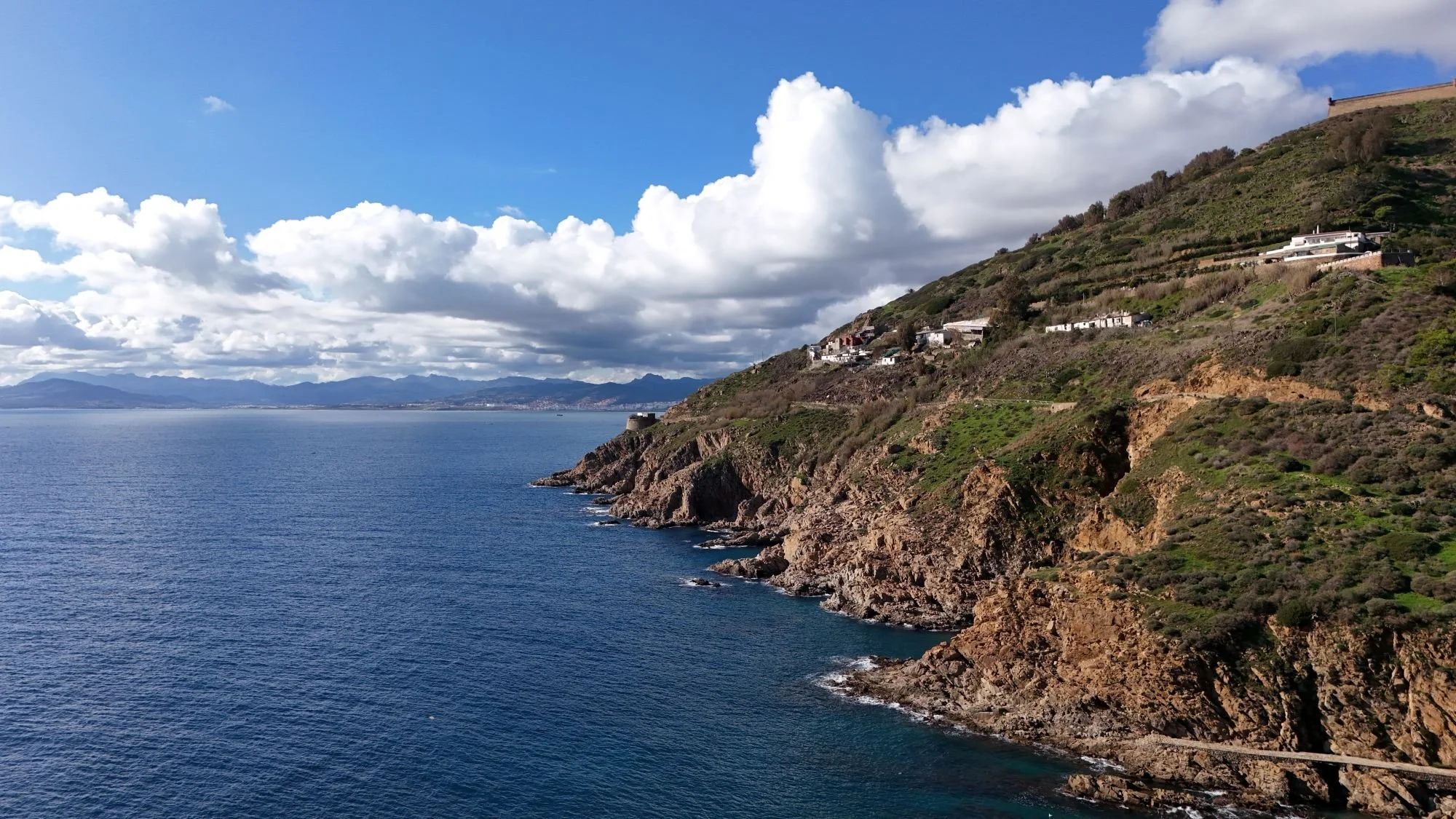 DJI_20251217123522_0725_D.JPG
