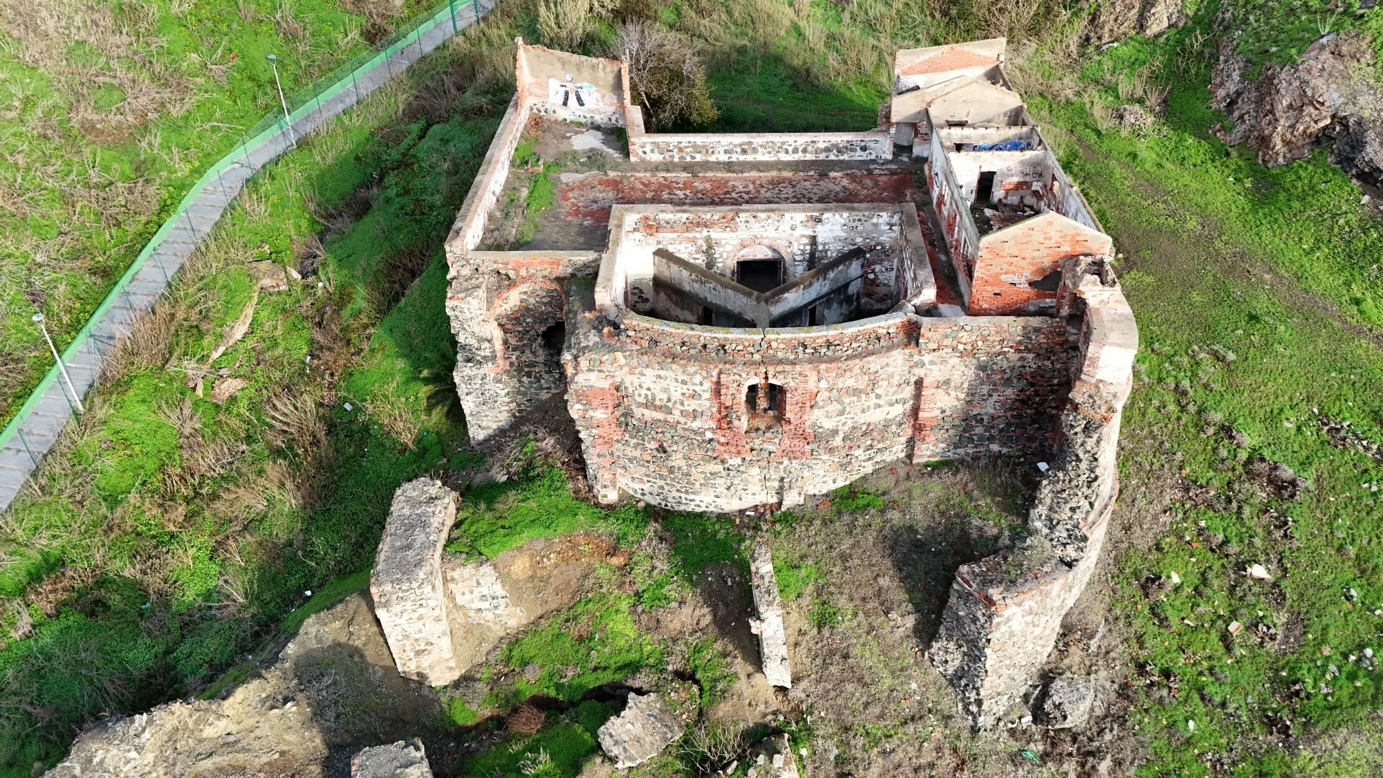 DJI_20251217101005_0689_D.JPG