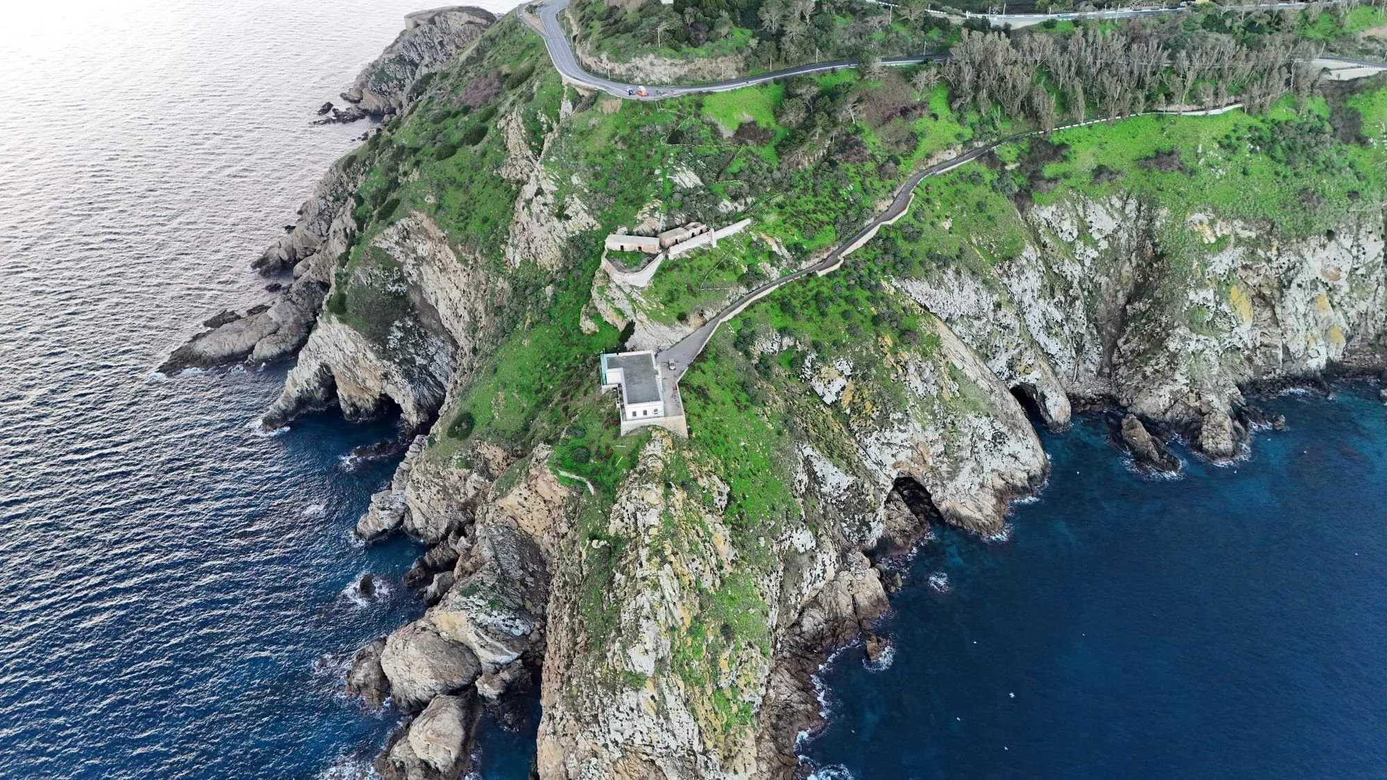 DJI_20251218102200_0824_D.JPG