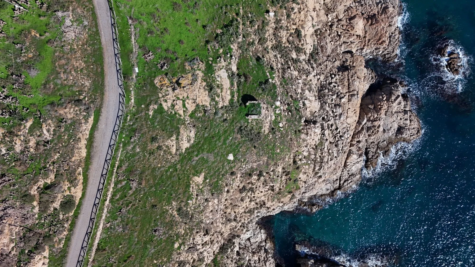 DJI_20251217123831_0734_D.JPG
