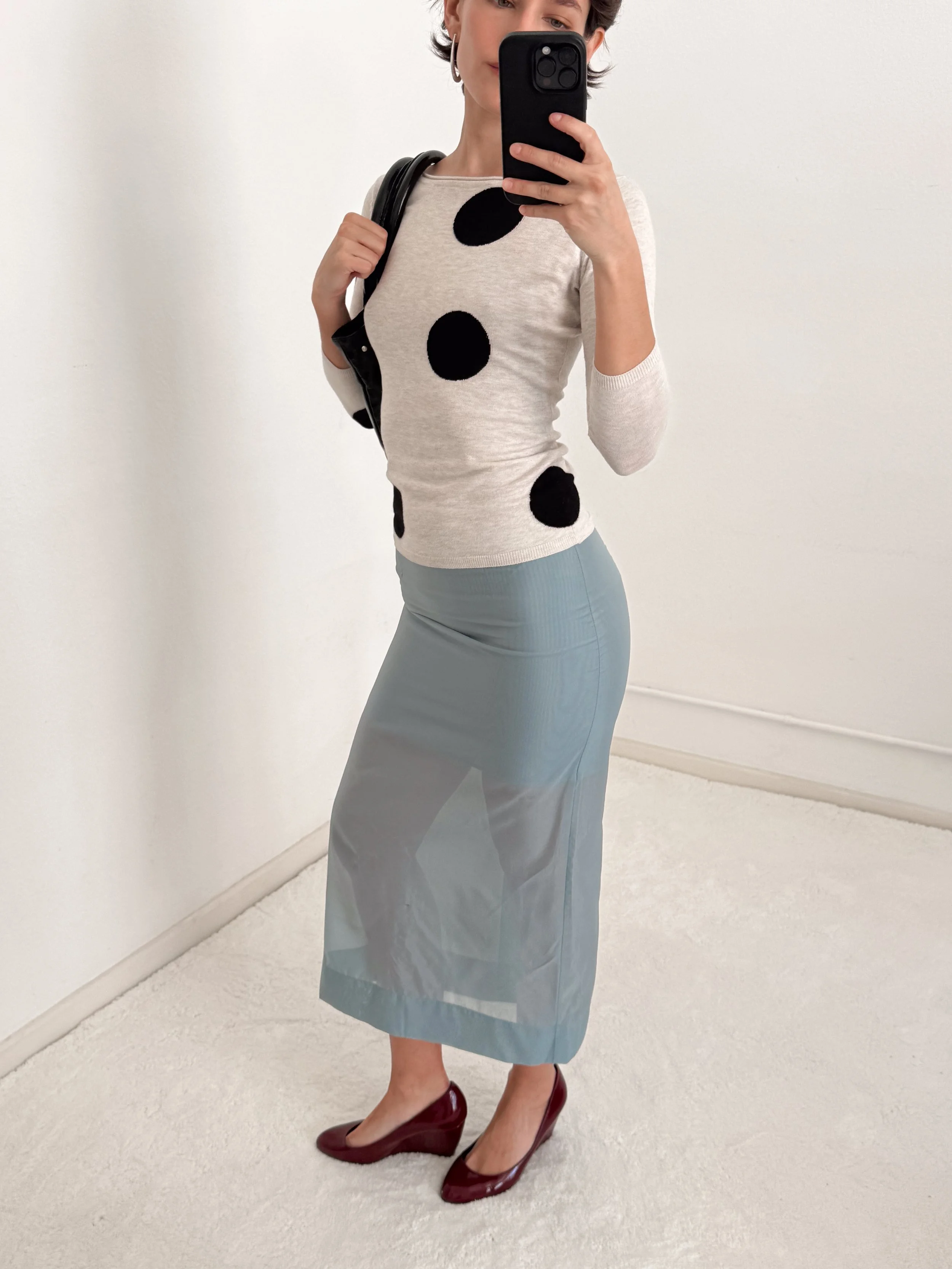 SILK, KNIT AND SHEER