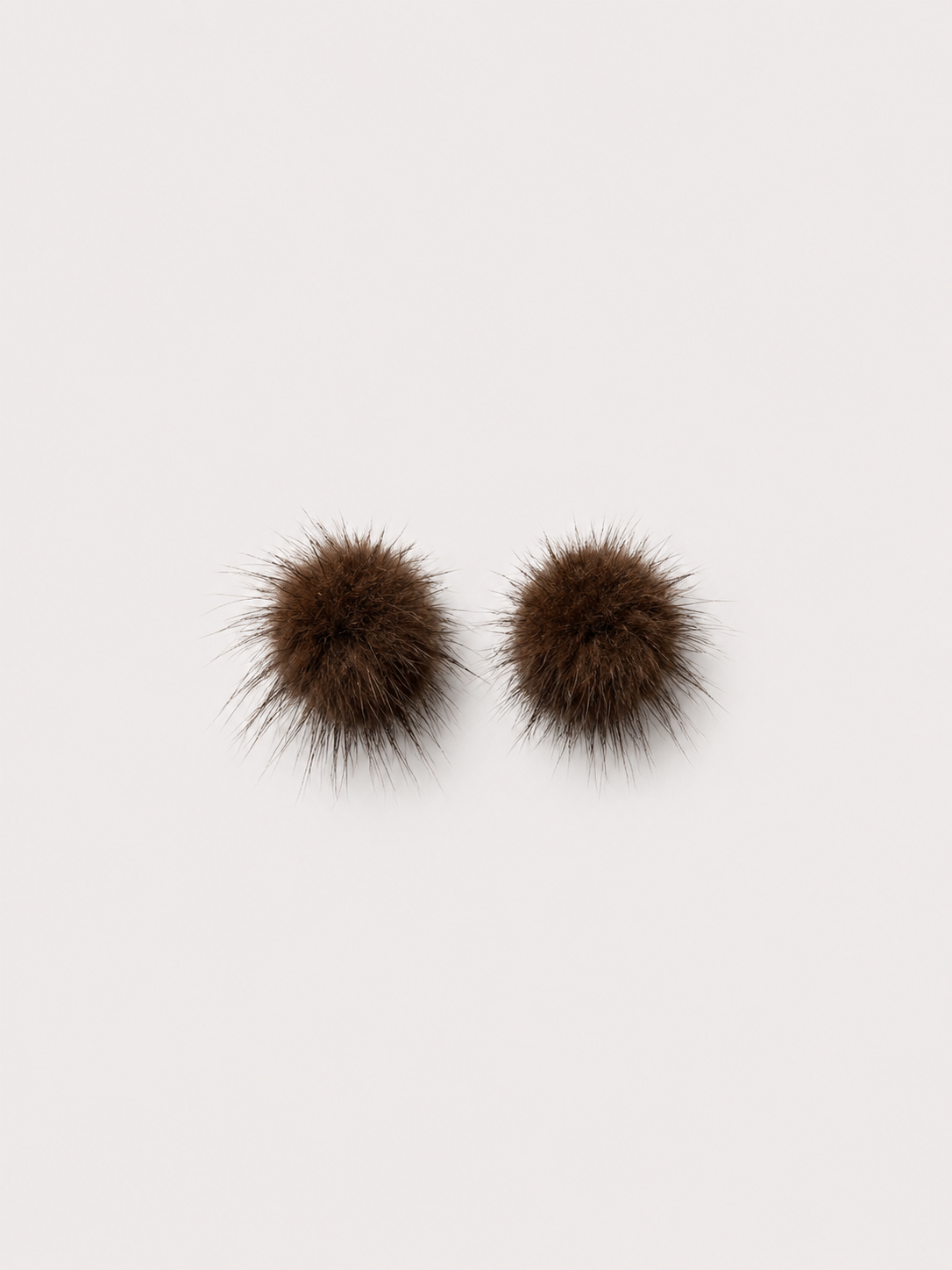 Fluffy Earrings Brown.png