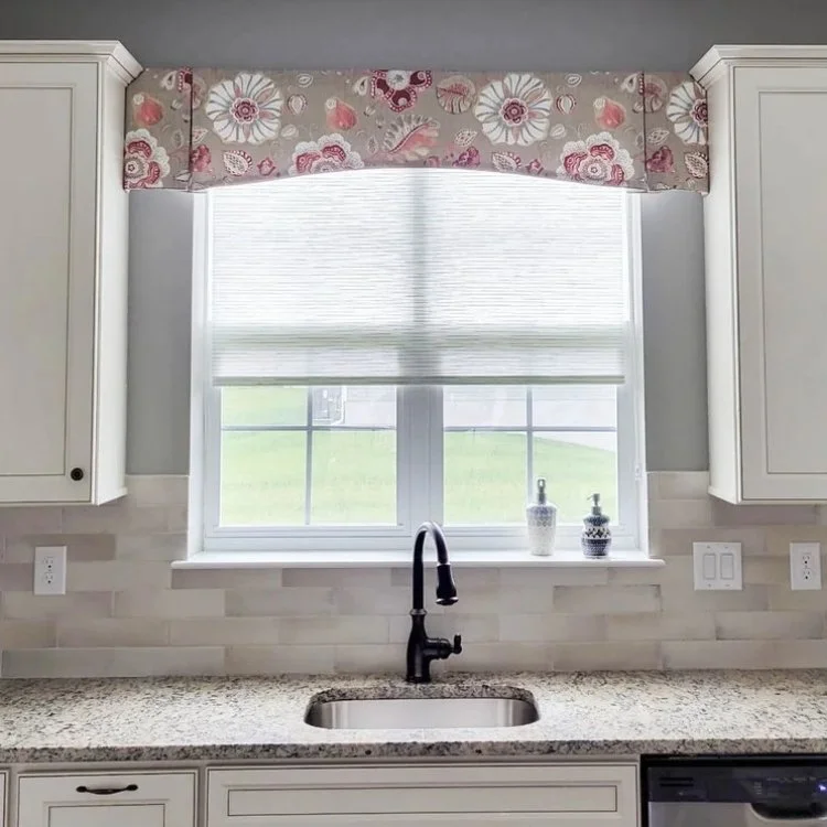 Custom-Window-Treatments_Lorettas-Designs_29.jpg
