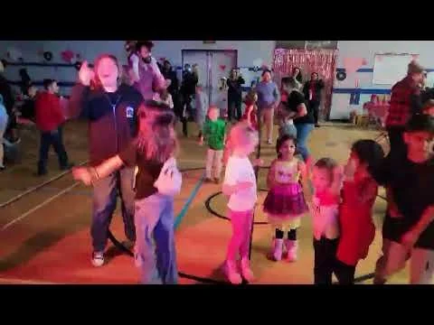 How to Plan the Perfect School Dance