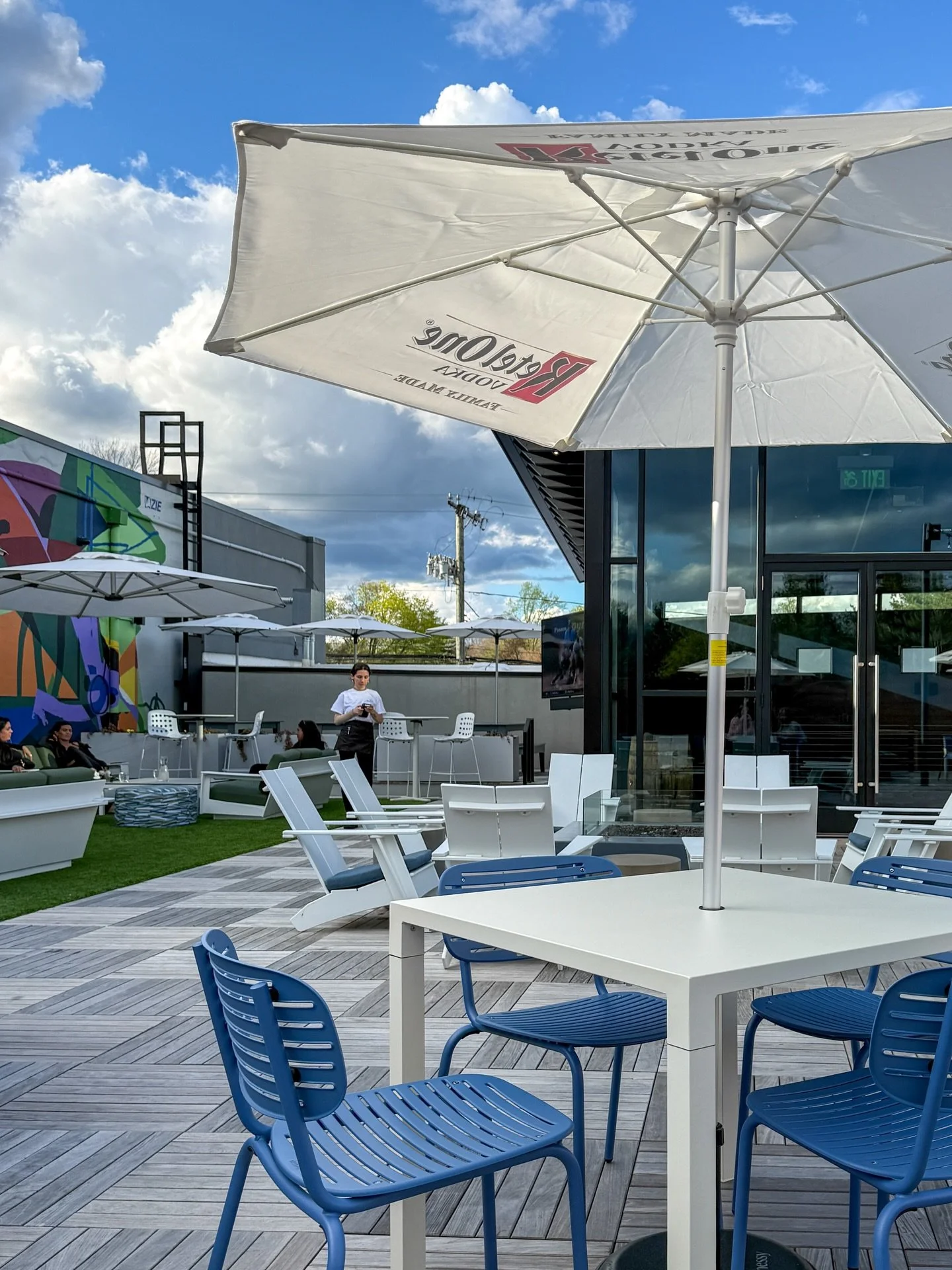 Meet you upstairs&hellip; it&rsquo;s rooftop season 😎