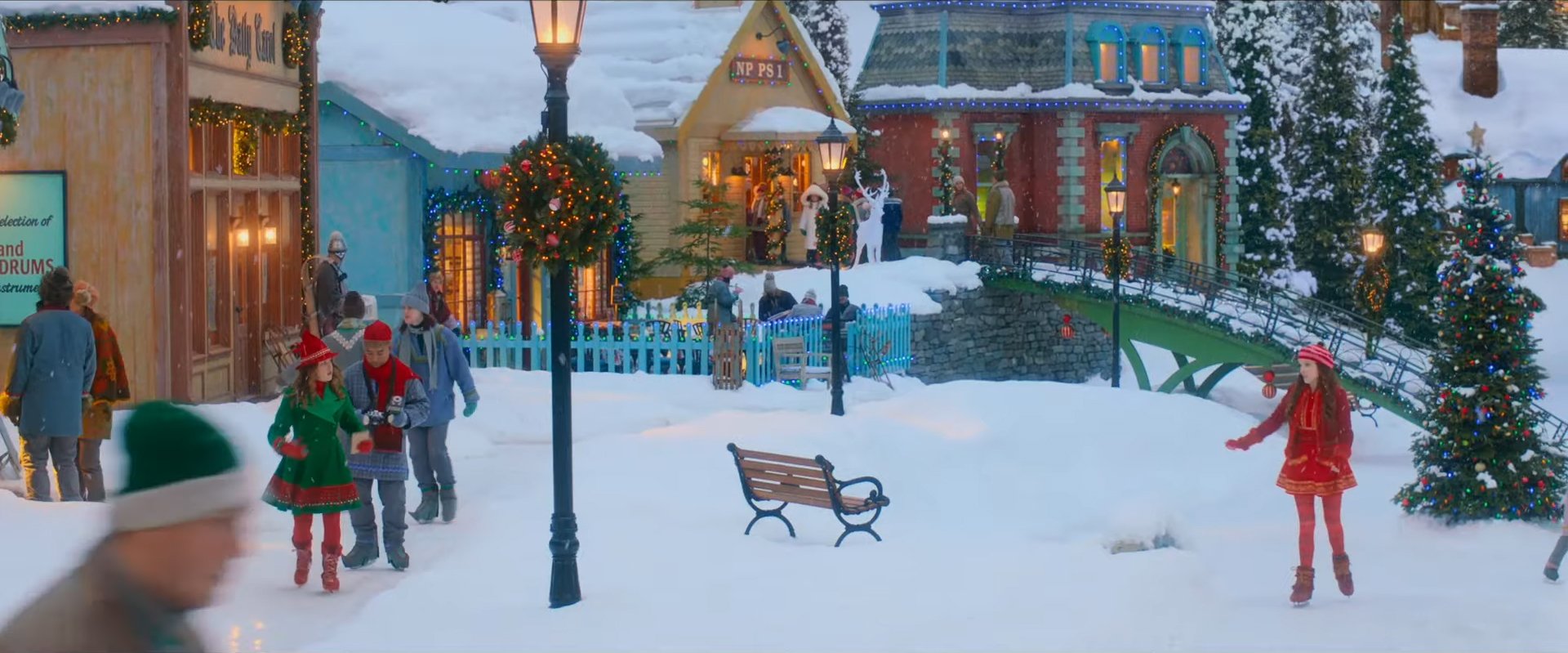 05_Town Square_Screen cap wide 2.jpg