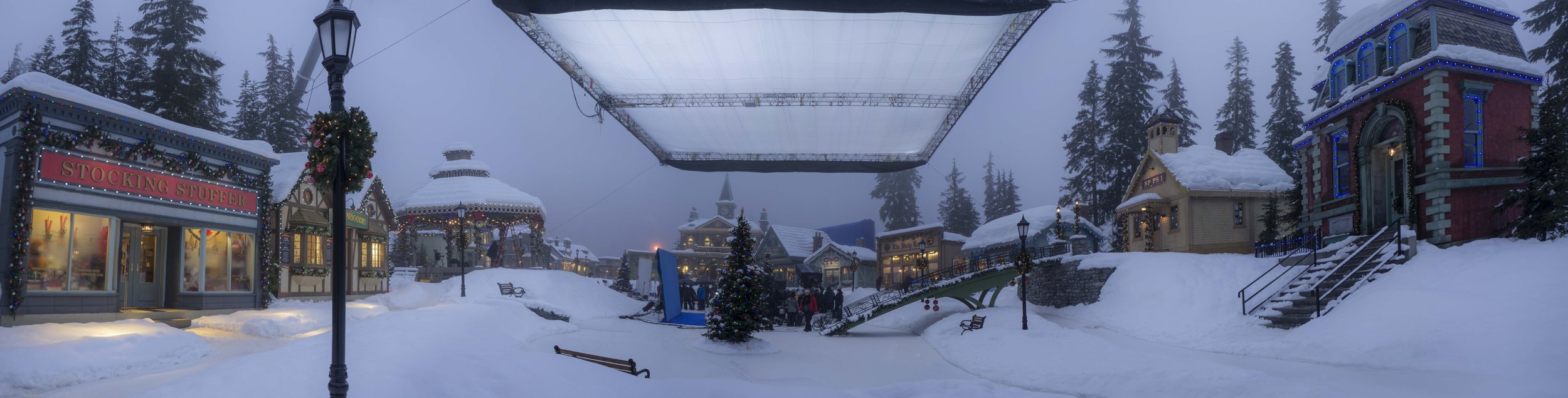 Town Square_Panorama 2.jpg