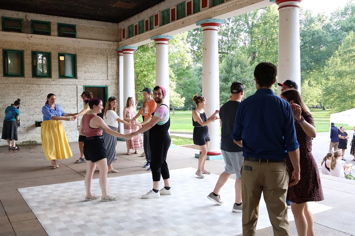 Tuesday @tgfarmersmarket dances are BACK 🎉

Grab a lawn chair and join us tomorrow evening, Tuesday May 5, for the first park dance of the season! 

🌼 DJ&rsquo;d music 5:15 to end of market (~7:30)
🌼 FREE beginner Lindy Hop lesson 6:30-7:00
🌼 Enj