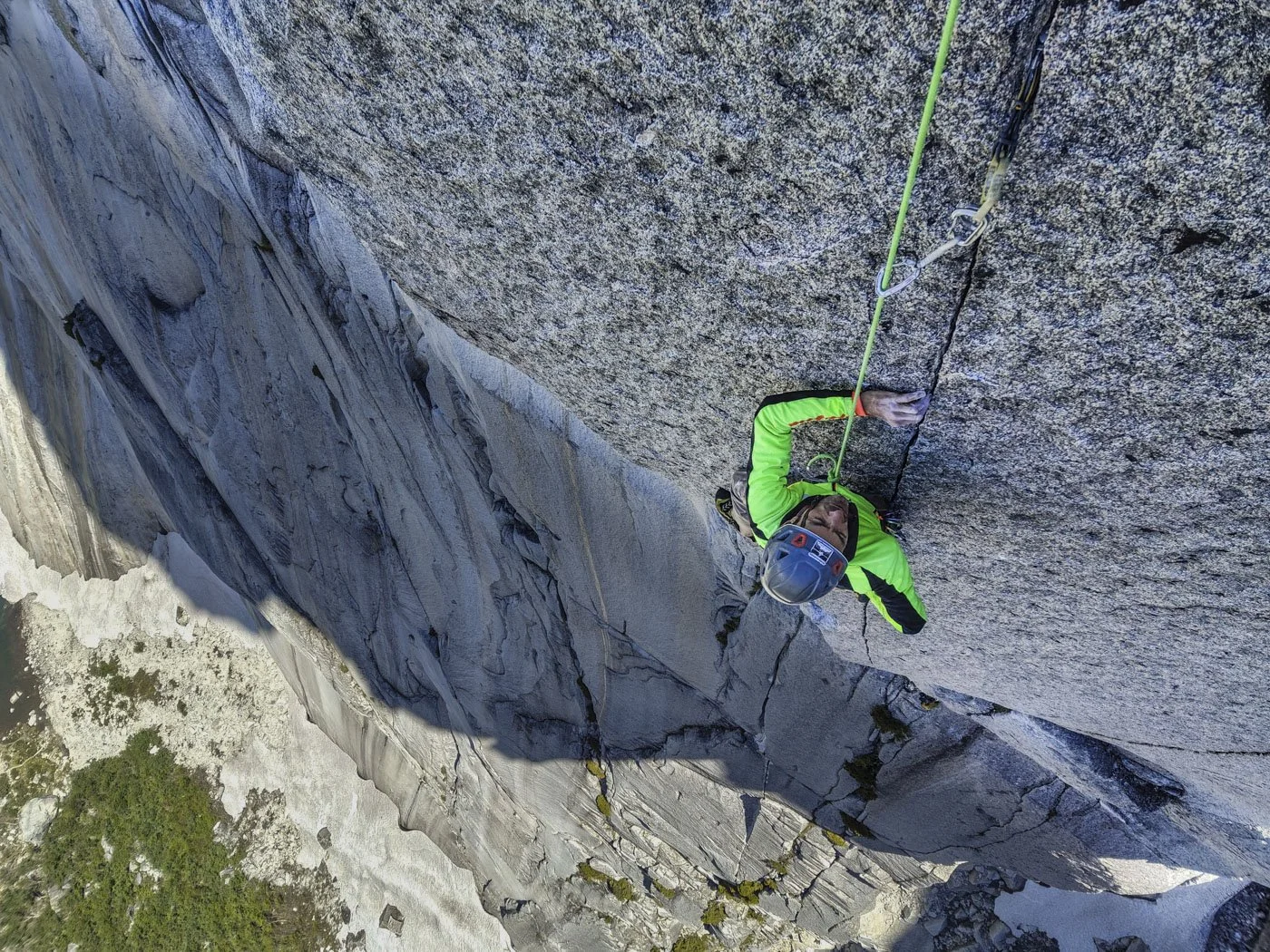 Jose Luis Hartmann AKA Chiquinho, Climbing  El Velho Alerce in Cochamó   ©Vianney Lhoumeau