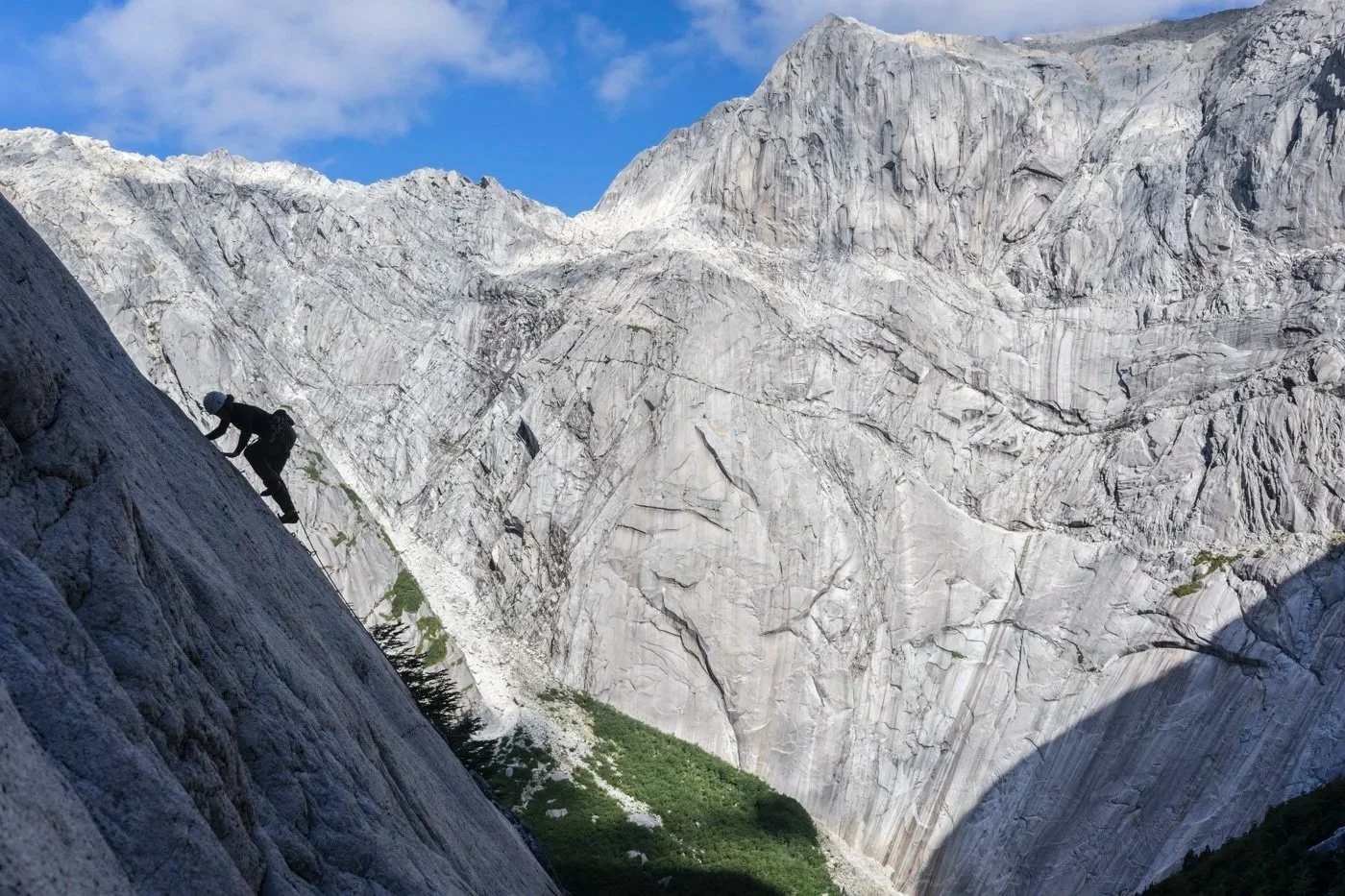 Climbing in Anfiteatro, Cochamo
