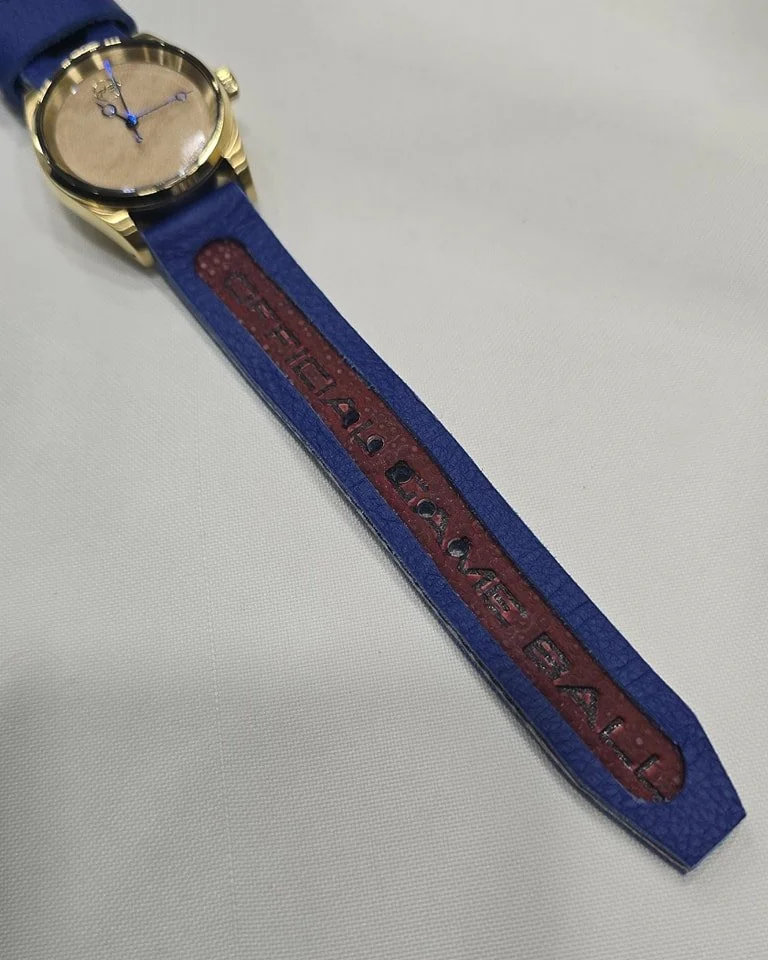 A better shot of the basketball inlay in the custom leather band for the basketball watch. #watchesofinstagram #leatherwork #watchband #leathercraft #handmade #Watches #customwatch #oneofakind #MarchMadness #finalfour