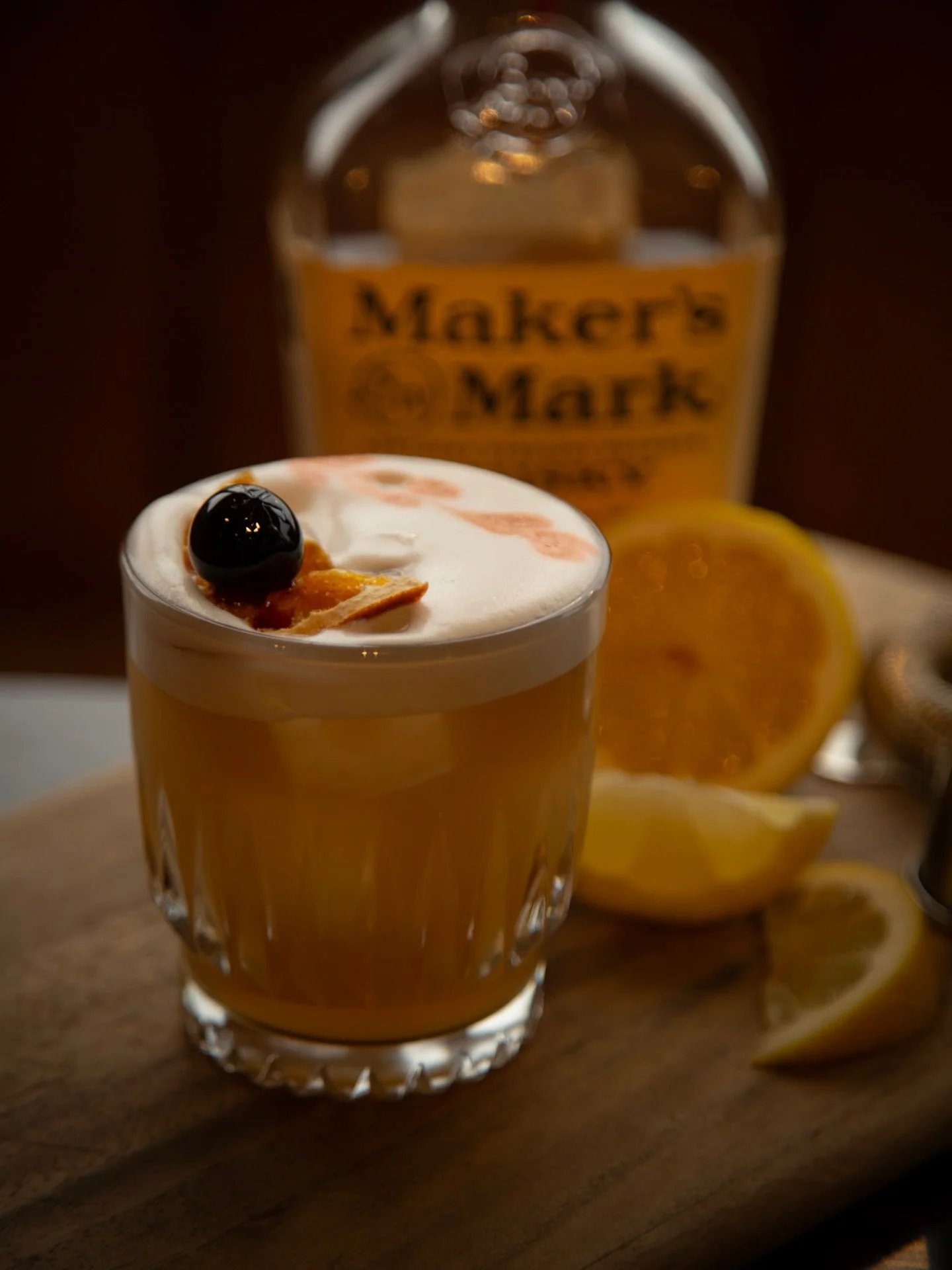 If you’re feeling a little Whiskey Sour this weekend… don’t be shy. We’ve got you covered.
Smooth, citrusy, and perfectly balanced – best enjoyed with a skyline view that’s hard to beat.
✨ Rooftop restaurant, co