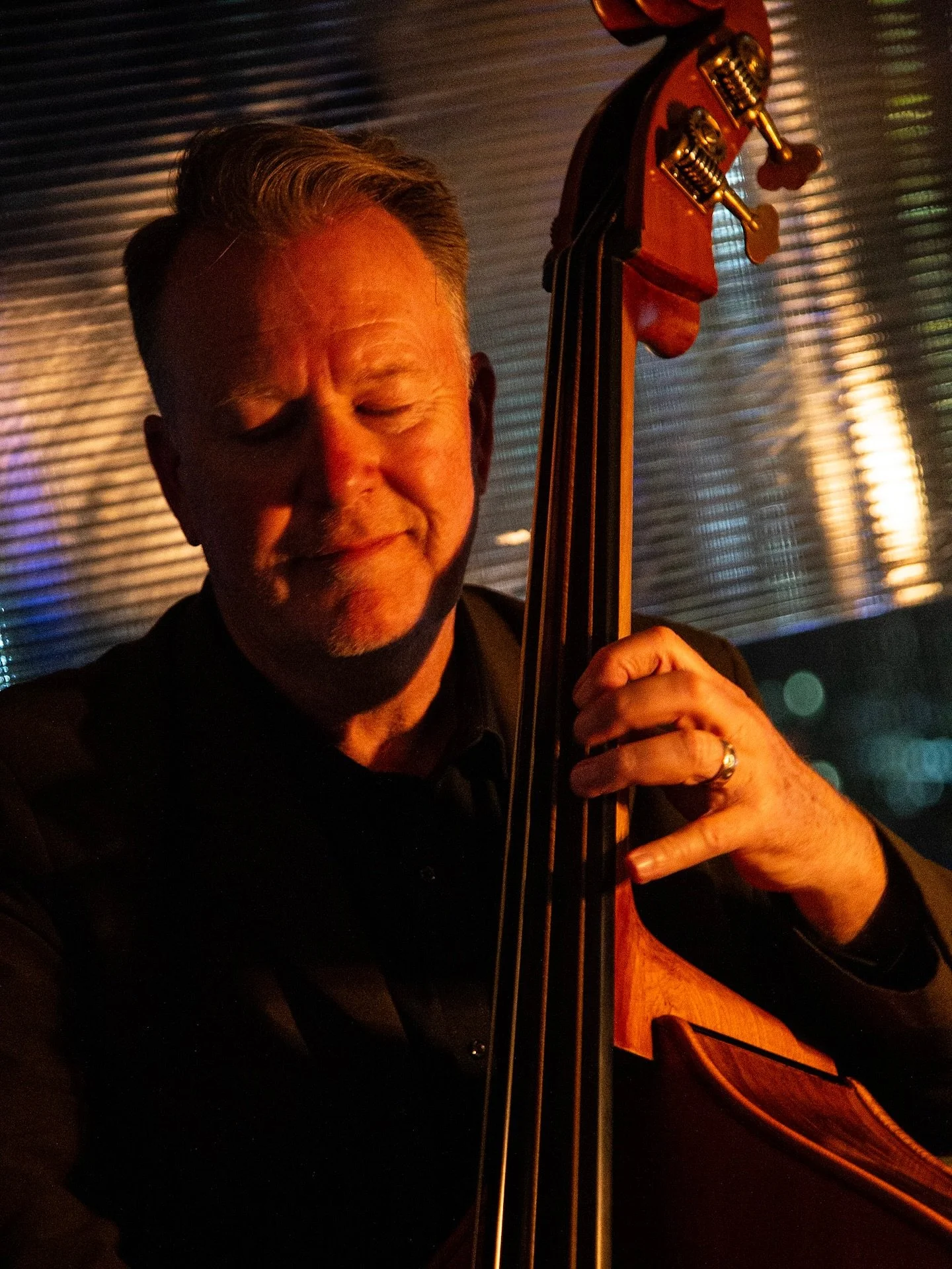 ✨ Thank you to everyone who joined us for the launch of Fable Noir, Fable Melbourne’s newest live jazz night on the rooftop. The music, the city lights, the food, the wine… absolute magic.
Join us again this Friday for another evening o