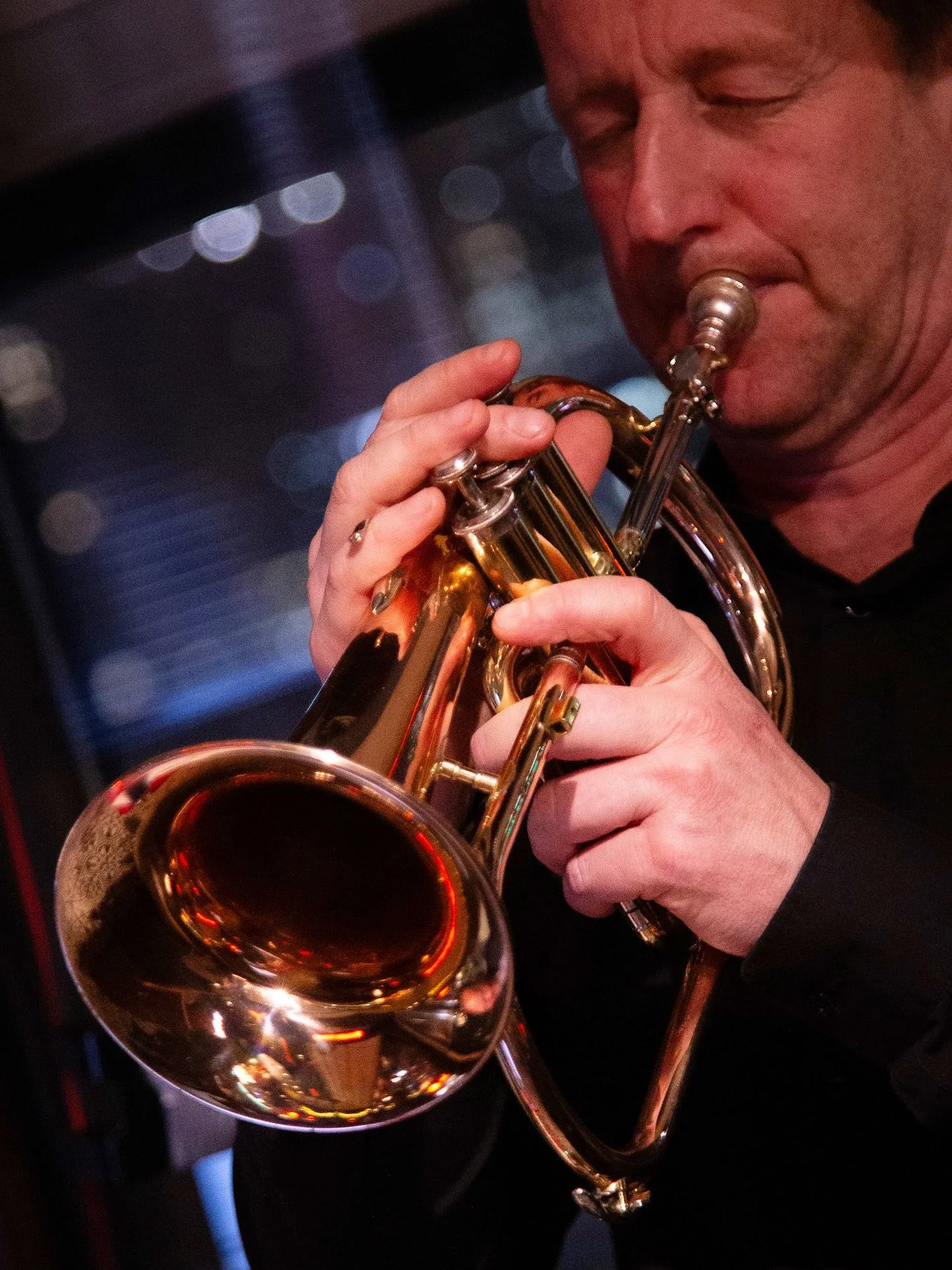 ✨ Fable Noir returns Friday 28 November ✨
From 8:30 PM till midnight, join us on Melbourne&rsquo;s most magical rooftop for a night of music, jazz, and Shiraz.

Indulge in a 10-dish multi-course jazz package, curated to pair perfectly with smooth liv