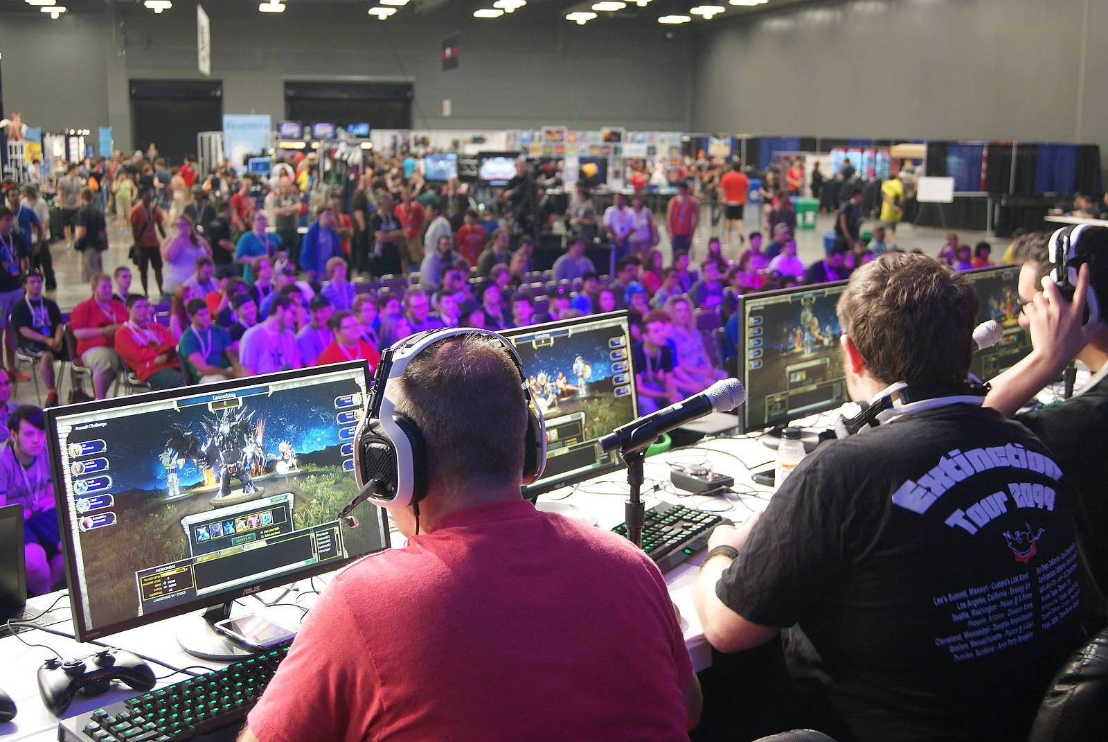 Gaming_at_RTX_2013_(9362002746).jpg
