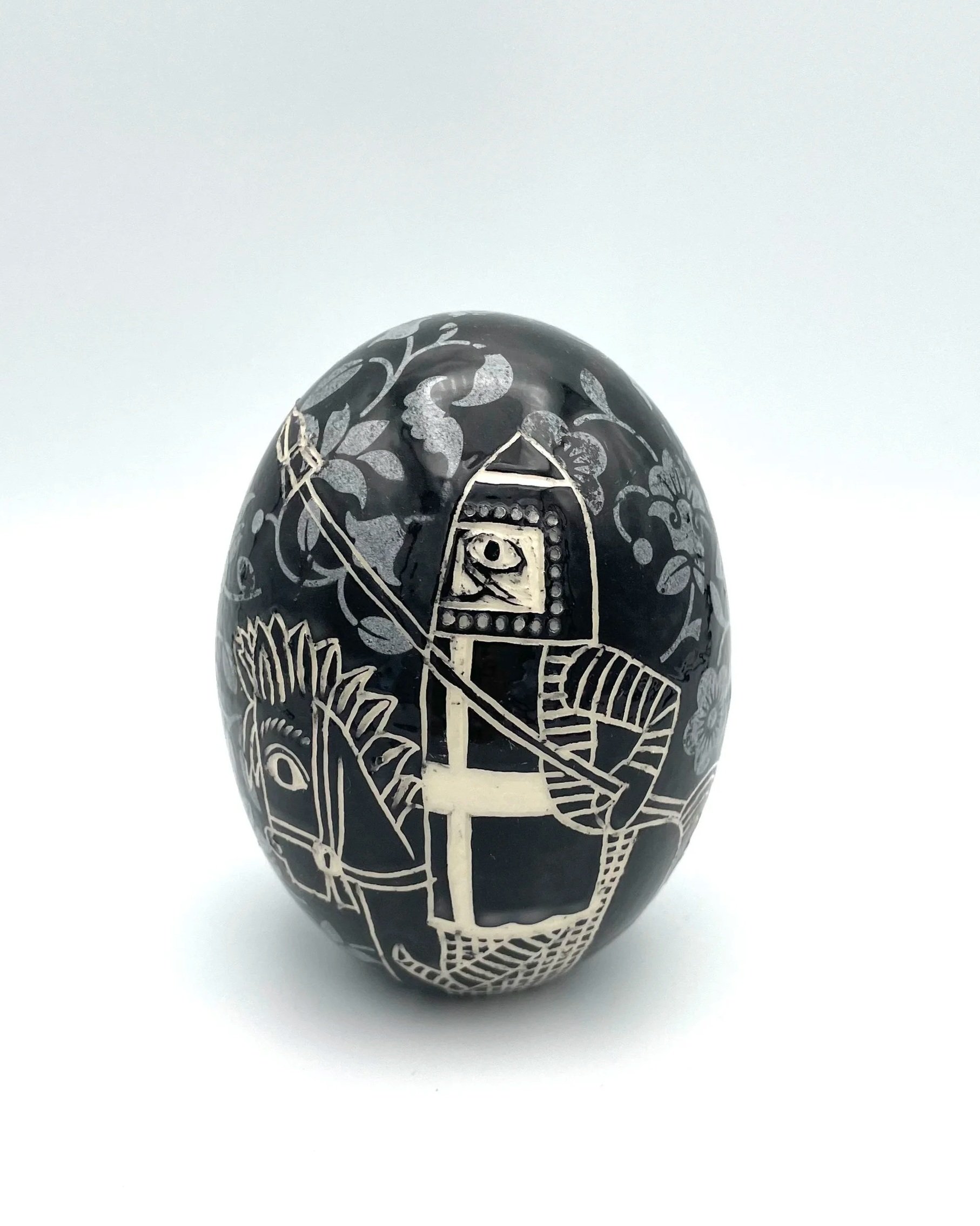 Green Knight Sgraffito Egg (front)