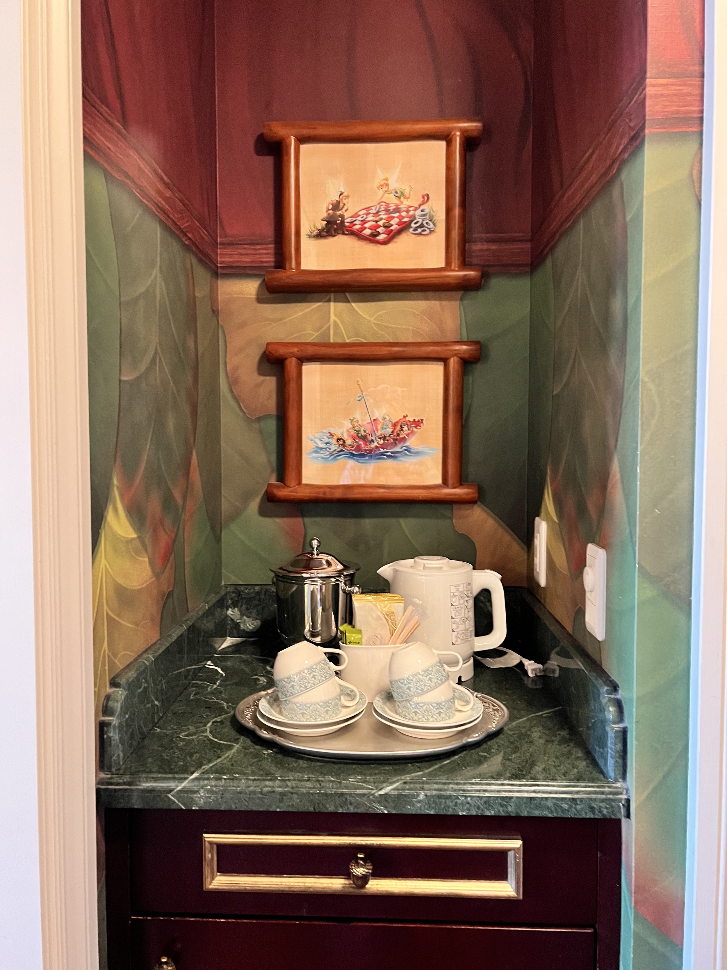  Teapot and teacups area in the Tinkerbell room in Tokyo Disneyland Hotel 