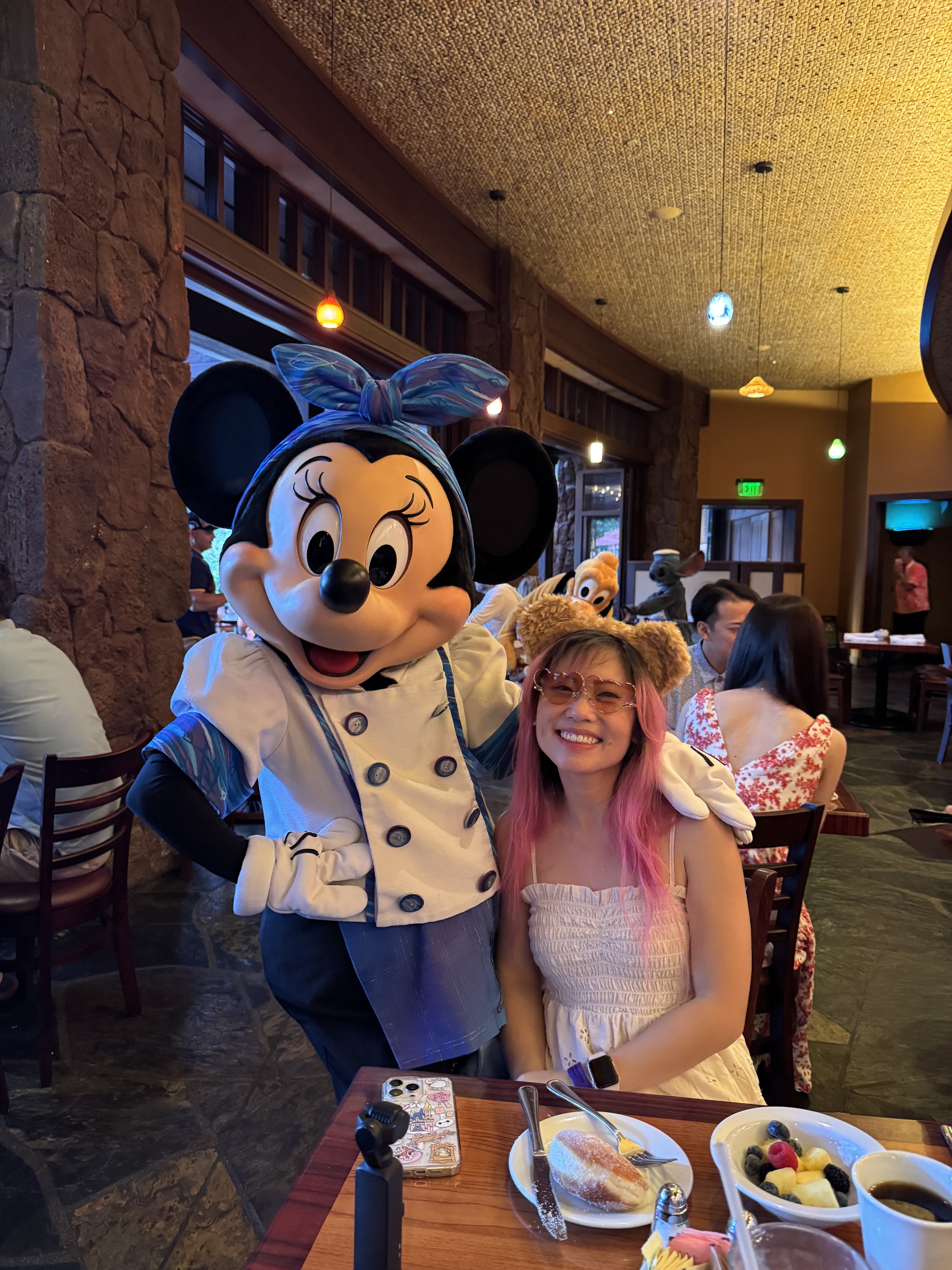  Photo with Minnie 