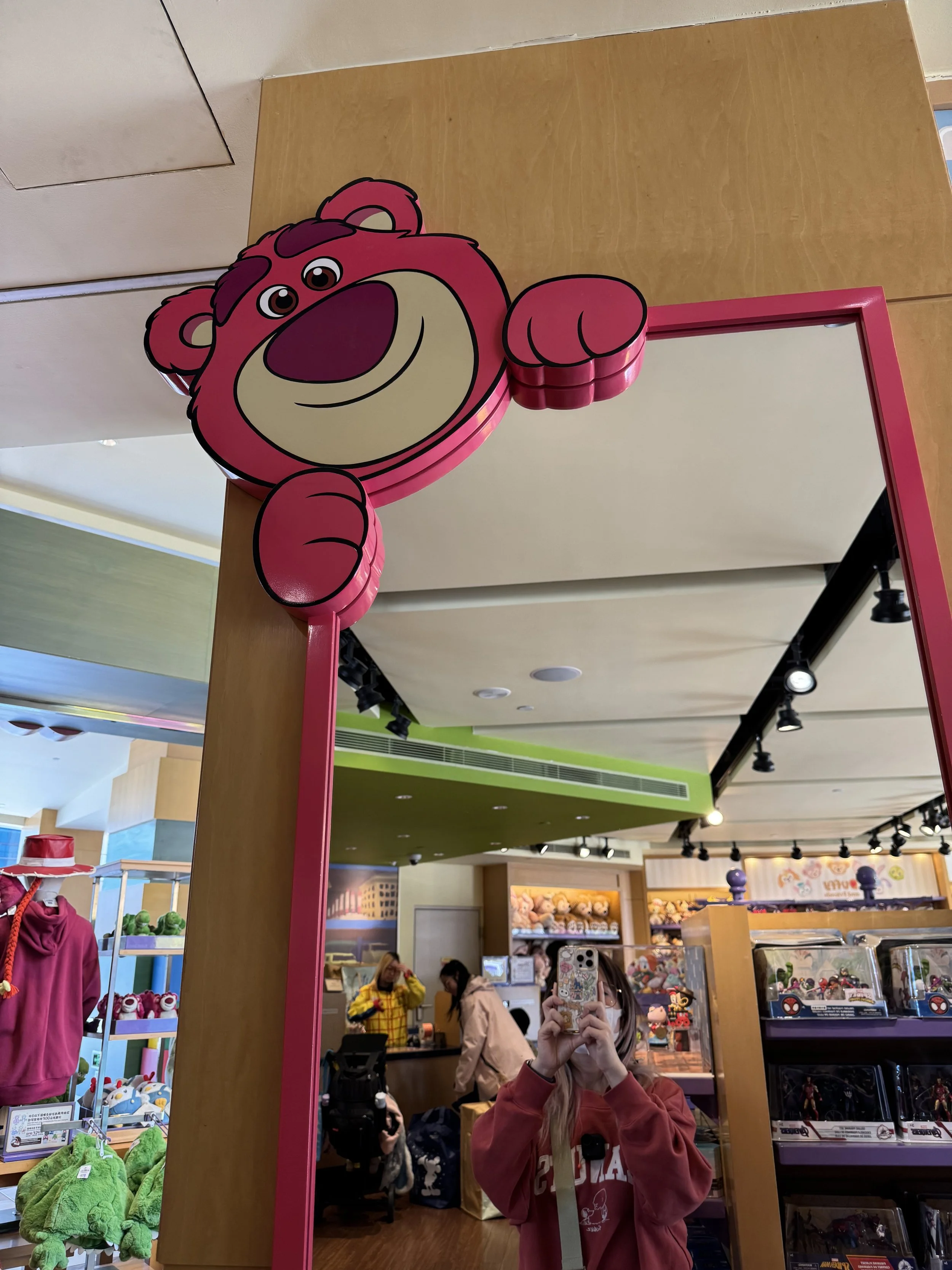  Lotso themed mirror 