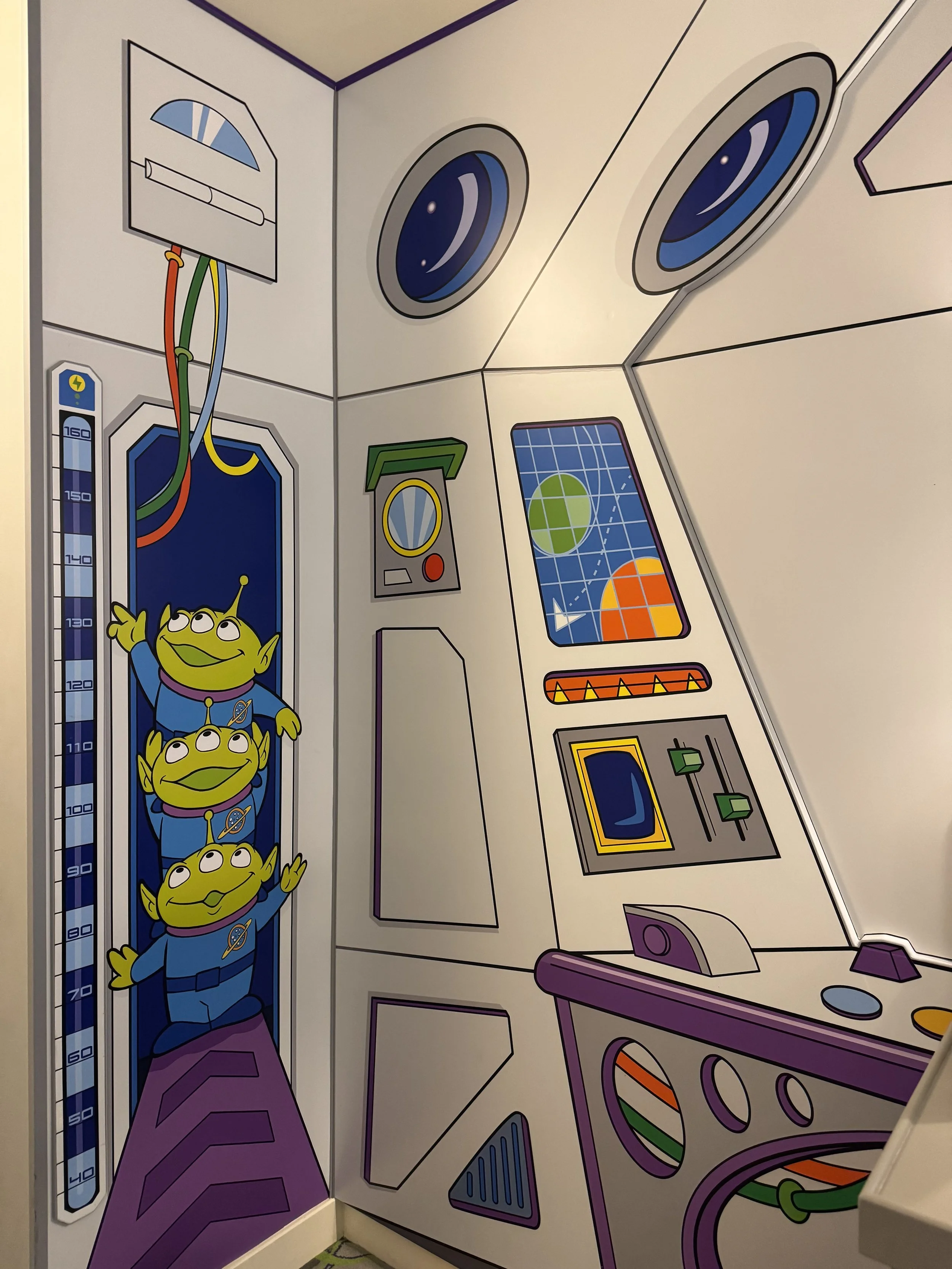  Toy Story Hotel Room wallpaper 