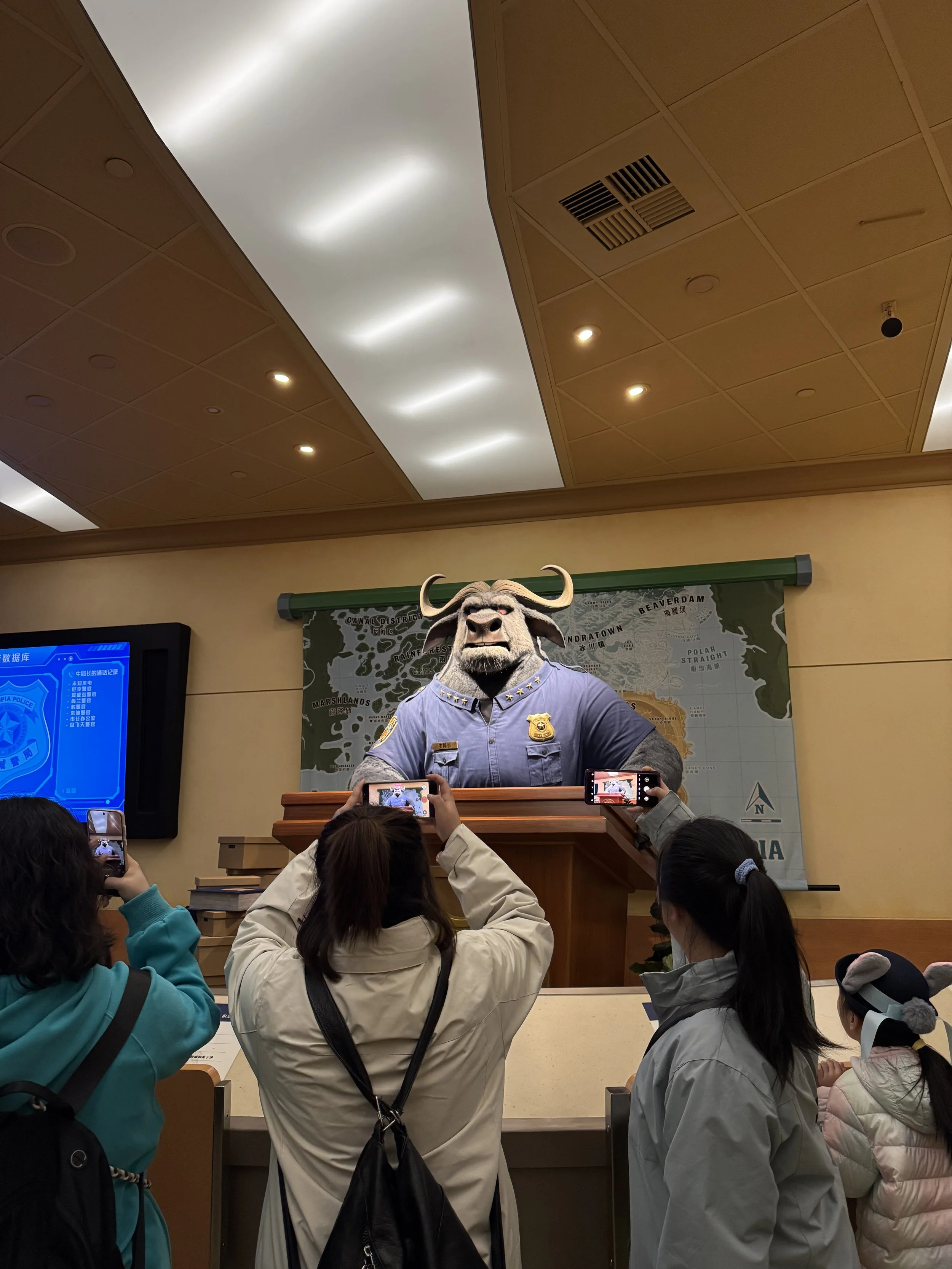  Chief Bogo in the Zootopia Hot Pursuit queue 